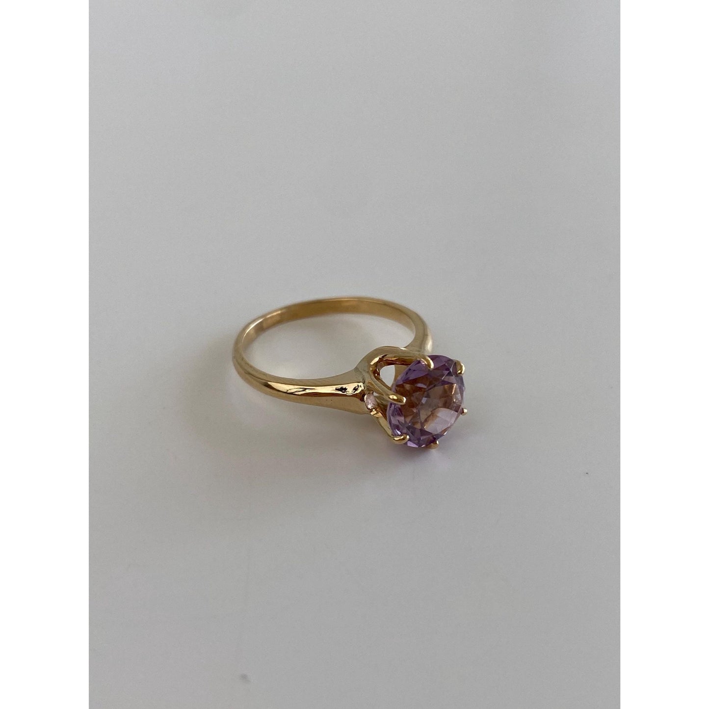 Vintage Solid 14k Yellow Gold Amethyst Ring - Size 6.5
