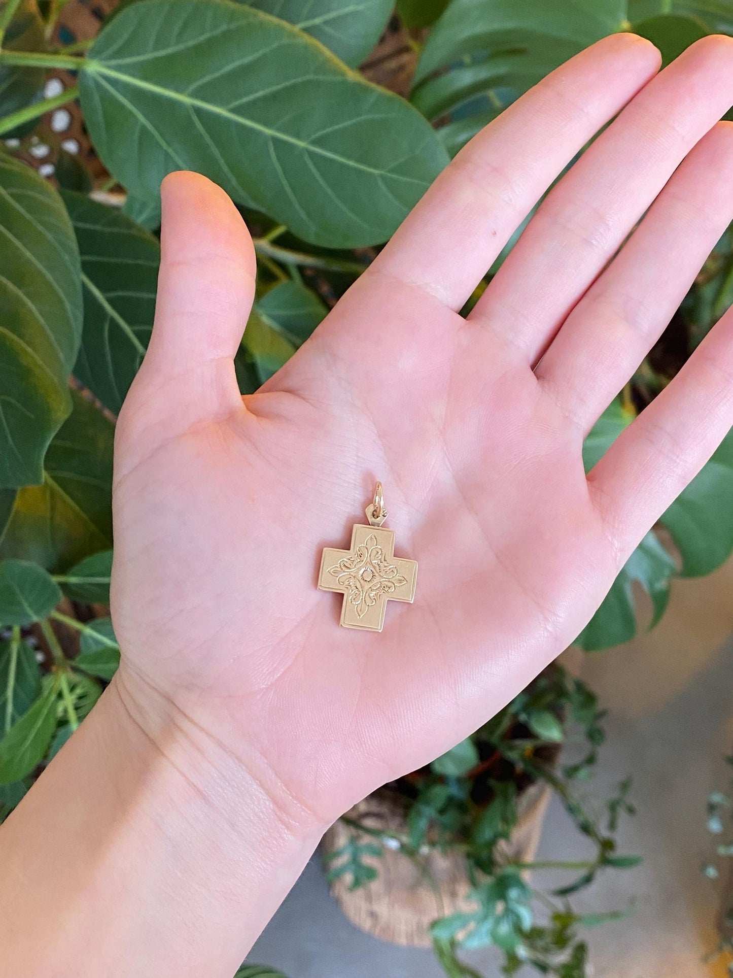Vintage Solid 14k Yellow Gold Engraved Floral Cross Charm