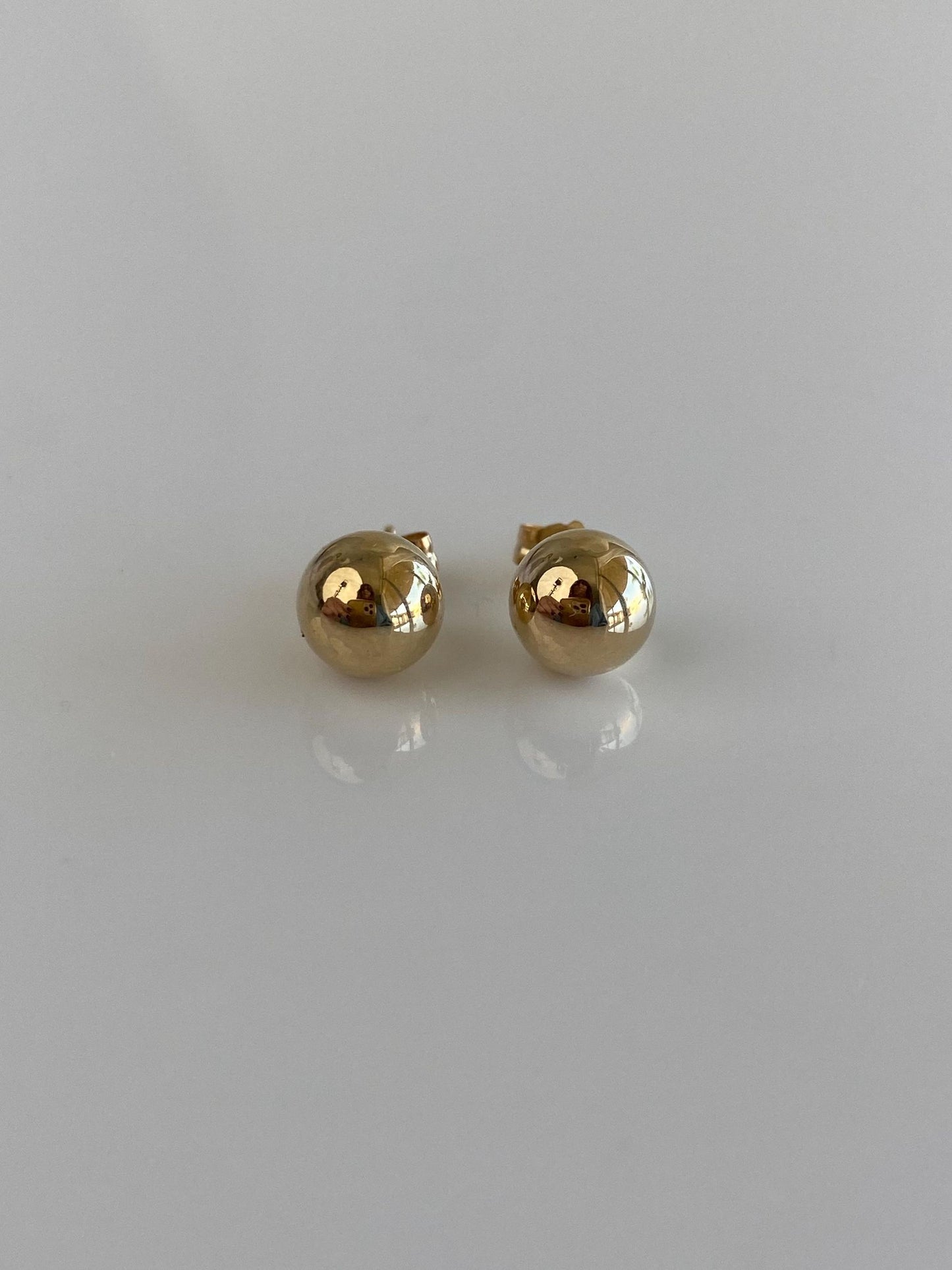Vintage 14k Yellow Gold Med. Gold Ball Stud Earrings