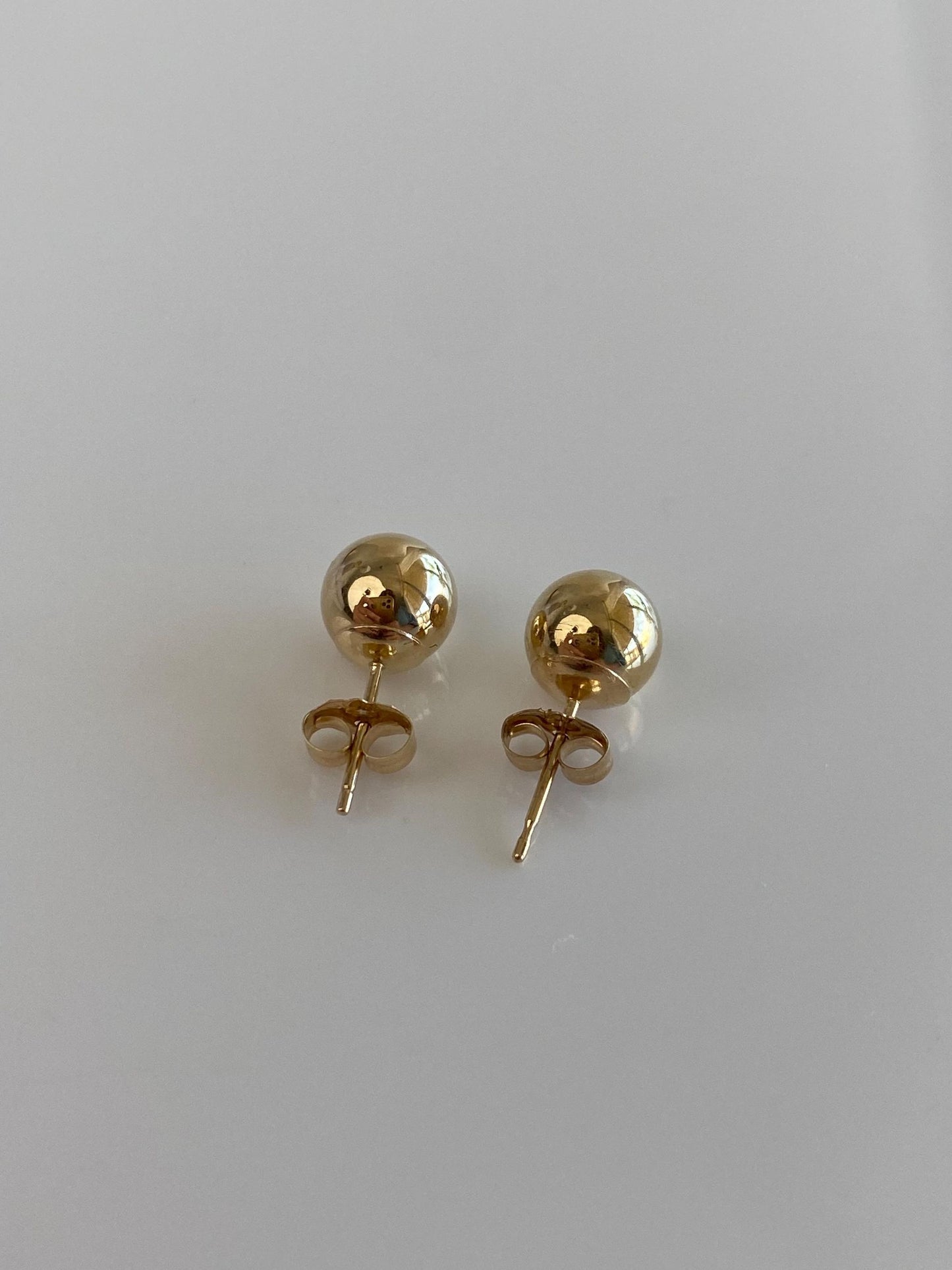 Vintage 14k Yellow Gold Med. Gold Ball Stud Earrings