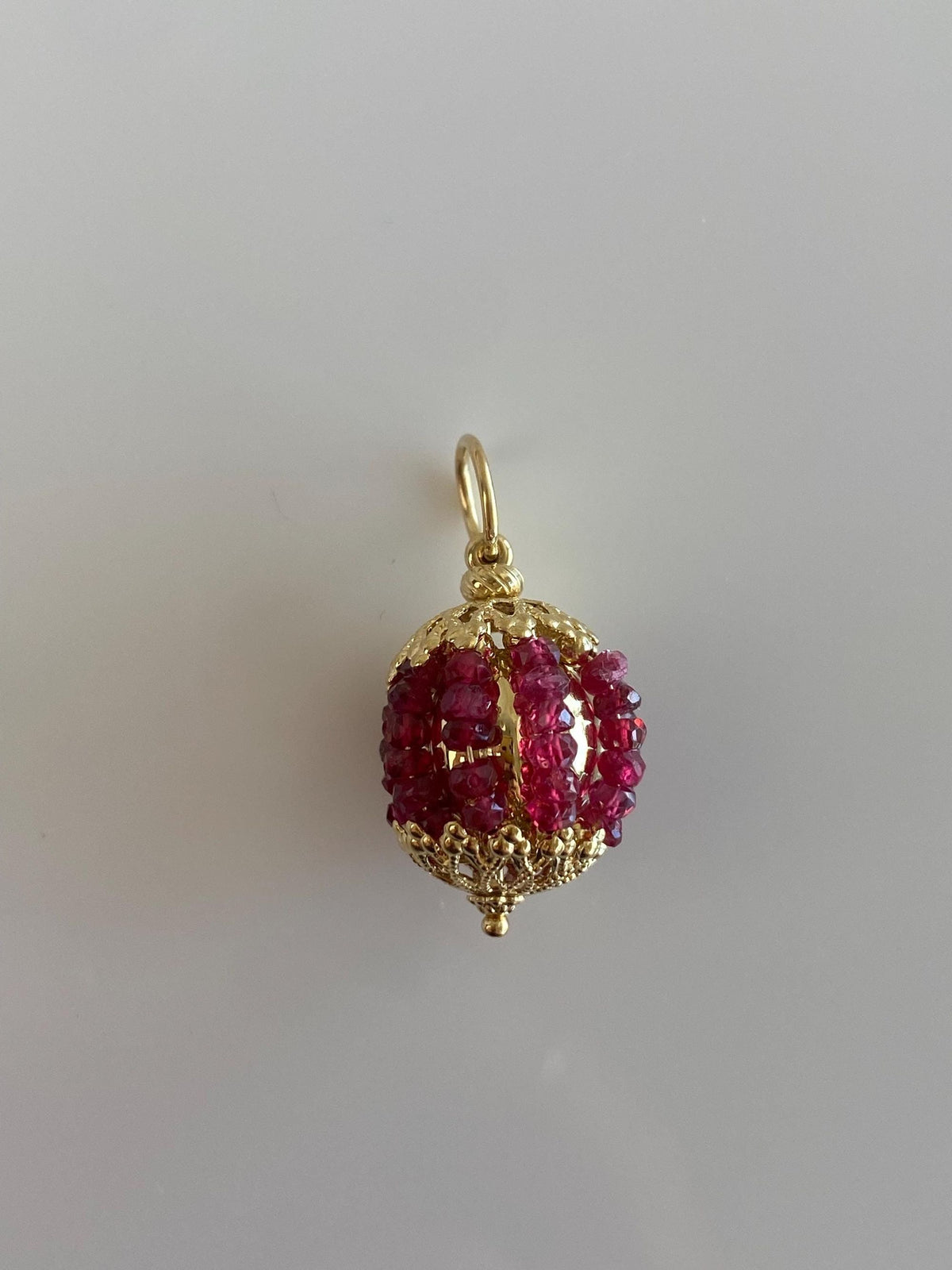 Vintage 18k Yellow Gold Ruby Beads Ball Charm