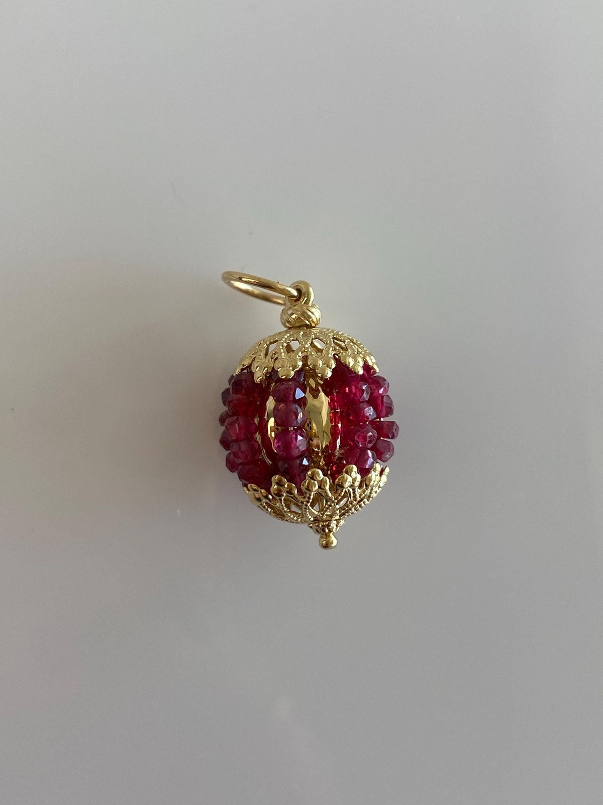 Vintage 18k Yellow Gold Ruby Beads Ball Charm