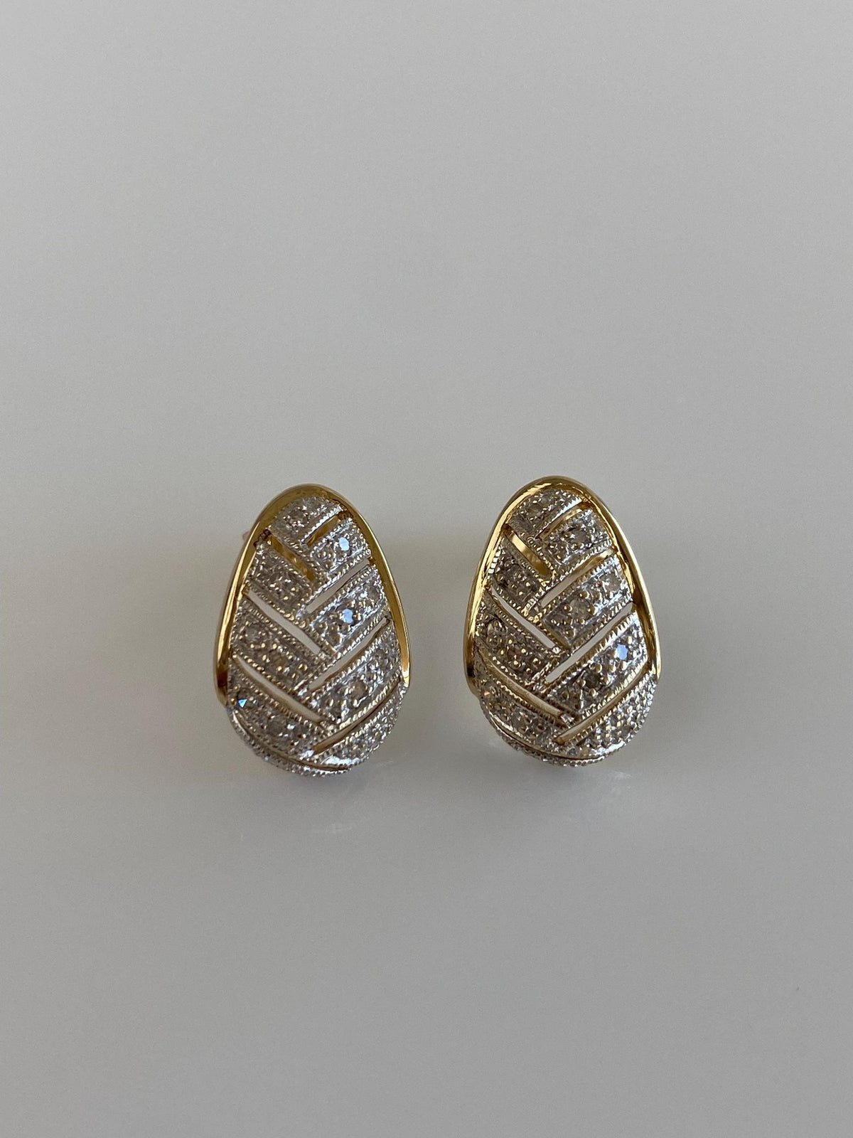 Vintage Solid 14k White & Yellow Gold Diamonds Drop Earrings