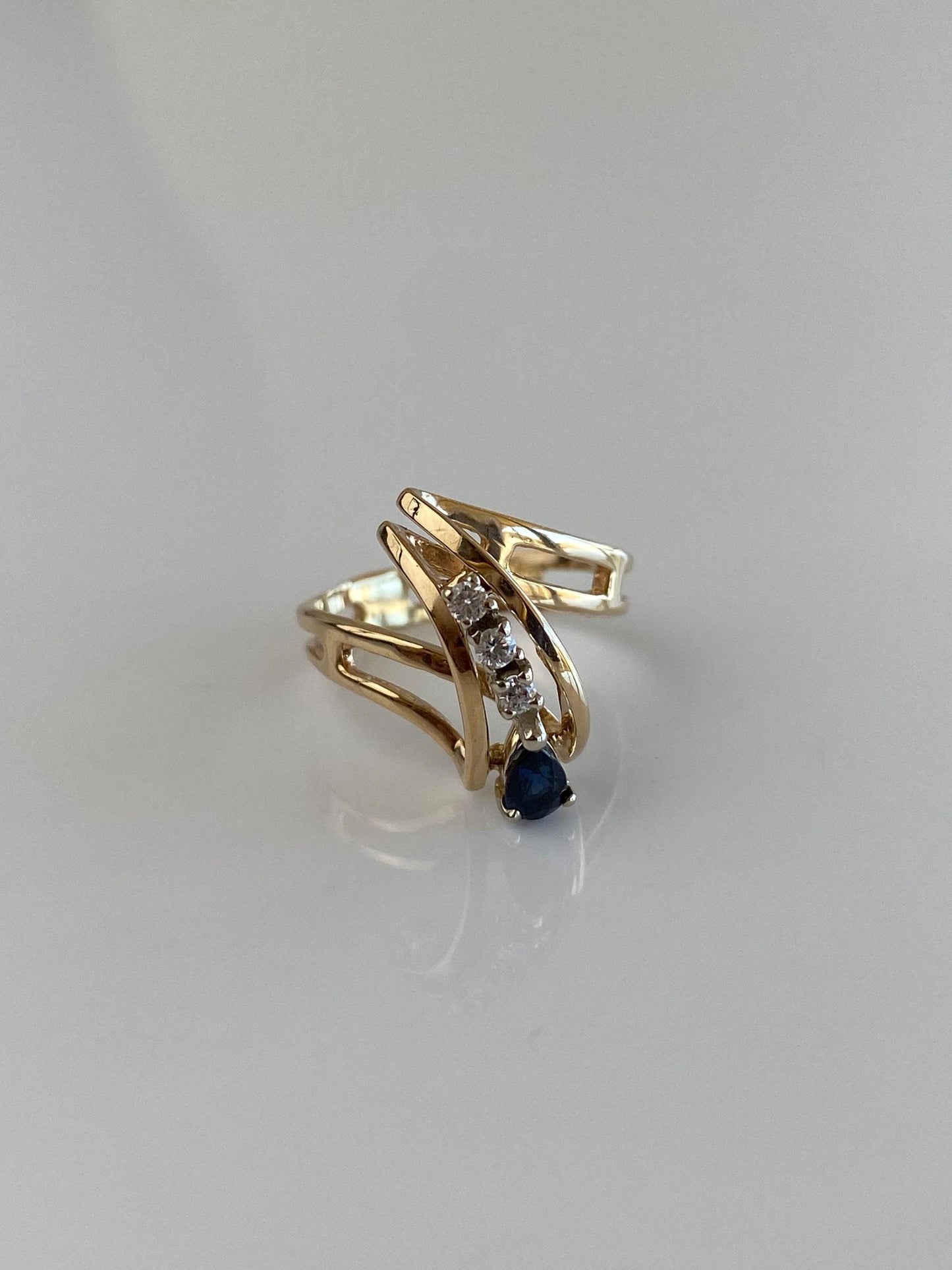 Solid 14k Yellow Gold Diamond Blue Sapphire Ring - Size 4.5