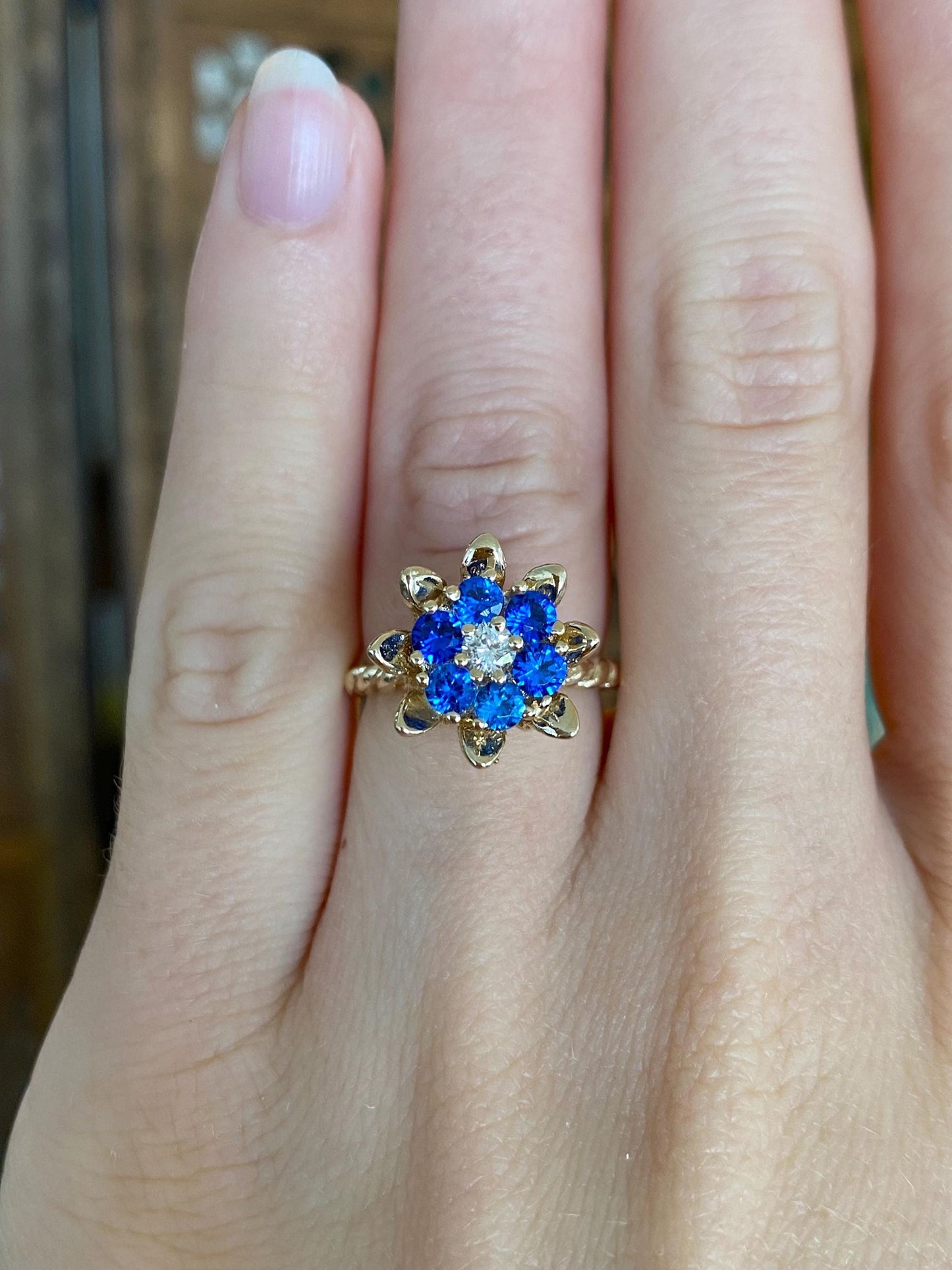 Vintage Solid 12k Yellow Gold Diamond Blue Spinel Halo Flower Ring - Size 4.25