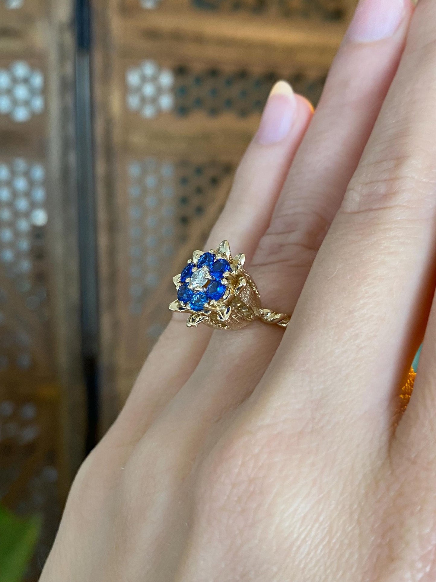 Vintage Solid 12k Yellow Gold Diamond Blue Spinel Halo Flower Ring - Size 4.25