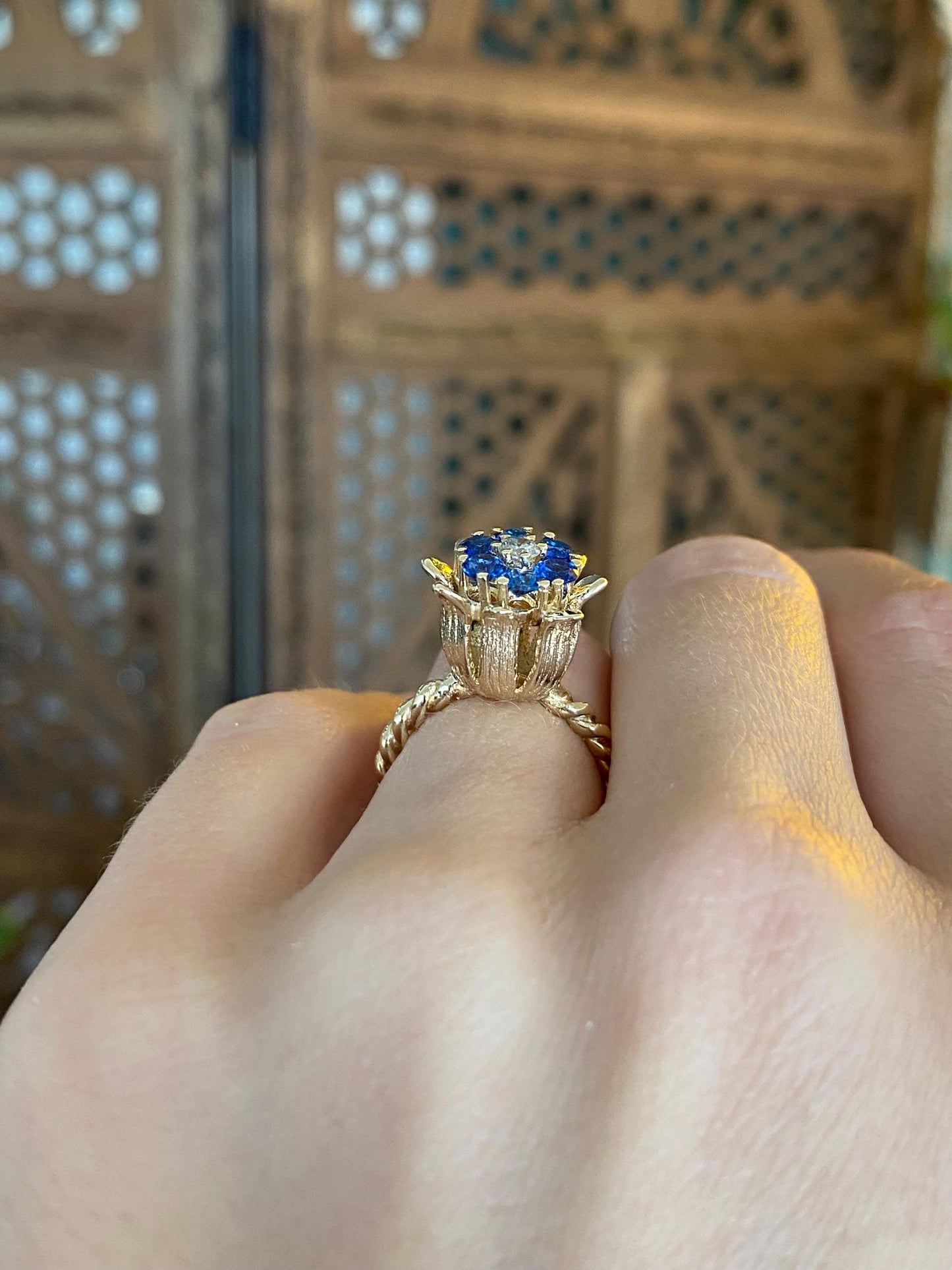 Vintage Solid 12k Yellow Gold Diamond Blue Spinel Halo Flower Ring - Size 4.25