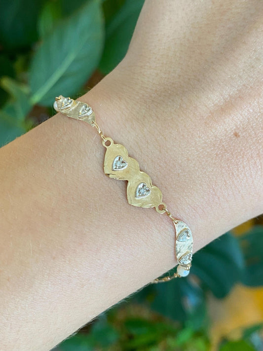Vintage Solid 14k Yellow Gold Diamond Pearls Hearts Link Chain Bracelet - 7 inches