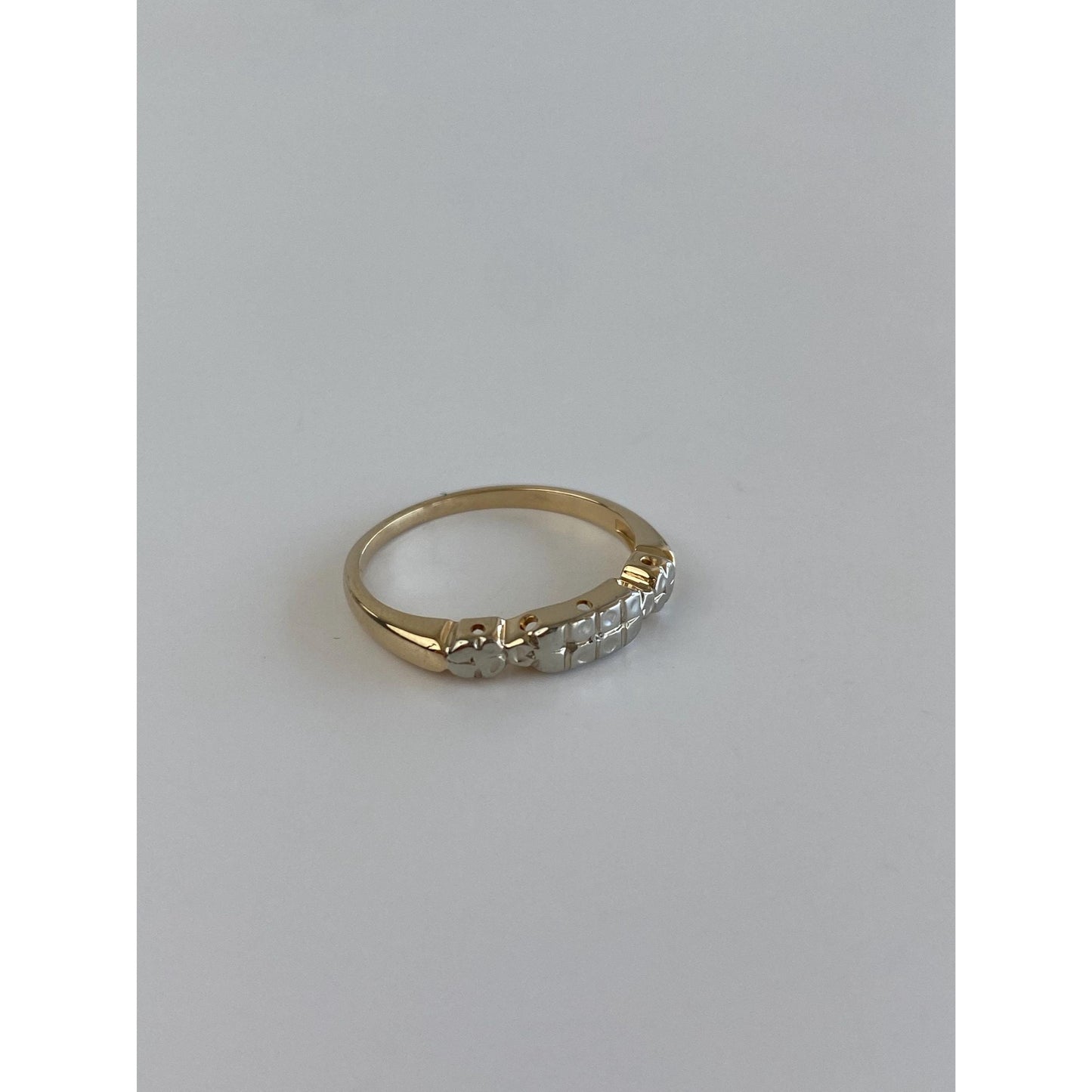 Vintage Solid 14k White & Yellow Gold Ring Band - Size 4.5