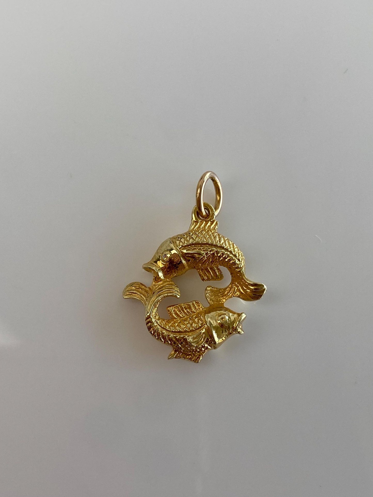 Vintage Solid 14k Yellow Gold Pisces Fish Charm