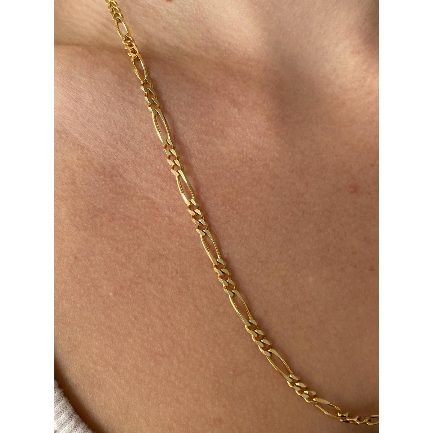 Vintage Solid 14k Yellow Gold Figaro Chain Necklace - 22 inches