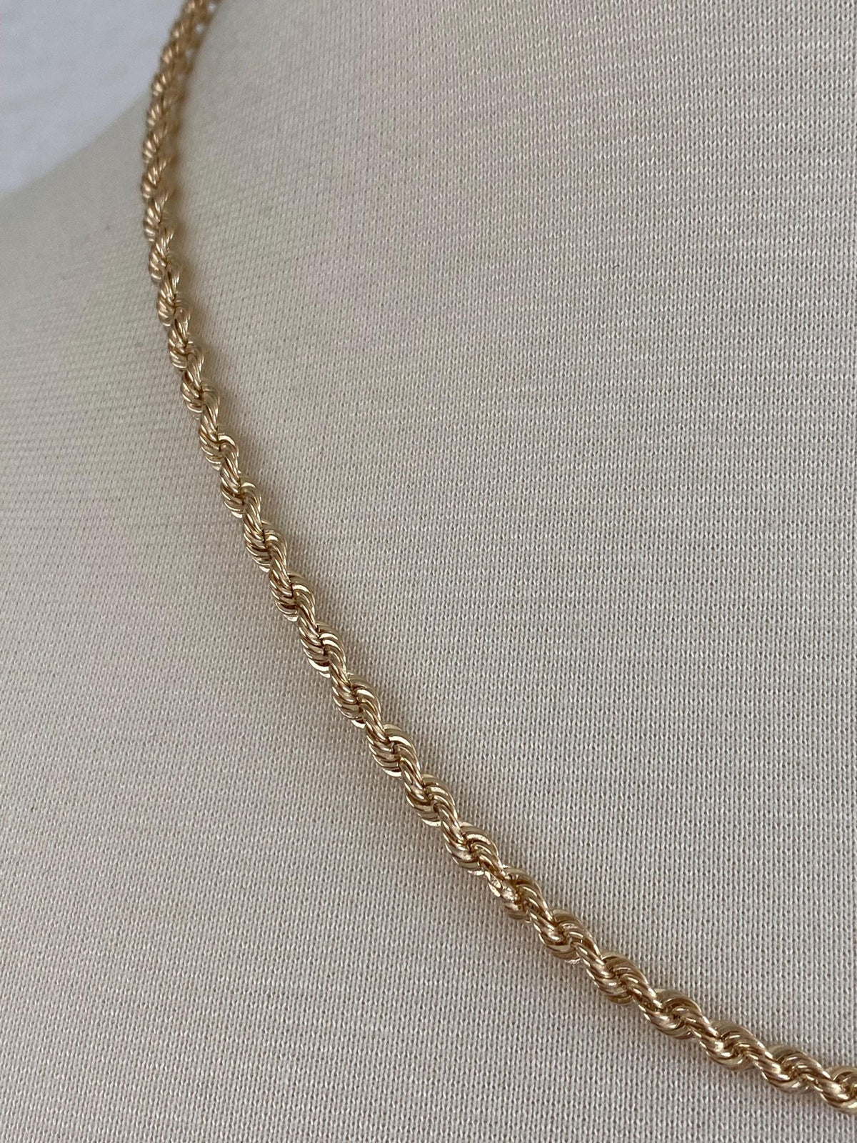 Vintage Solid 14k Yellow Gold Rope Chain Necklace - 19.5 inches