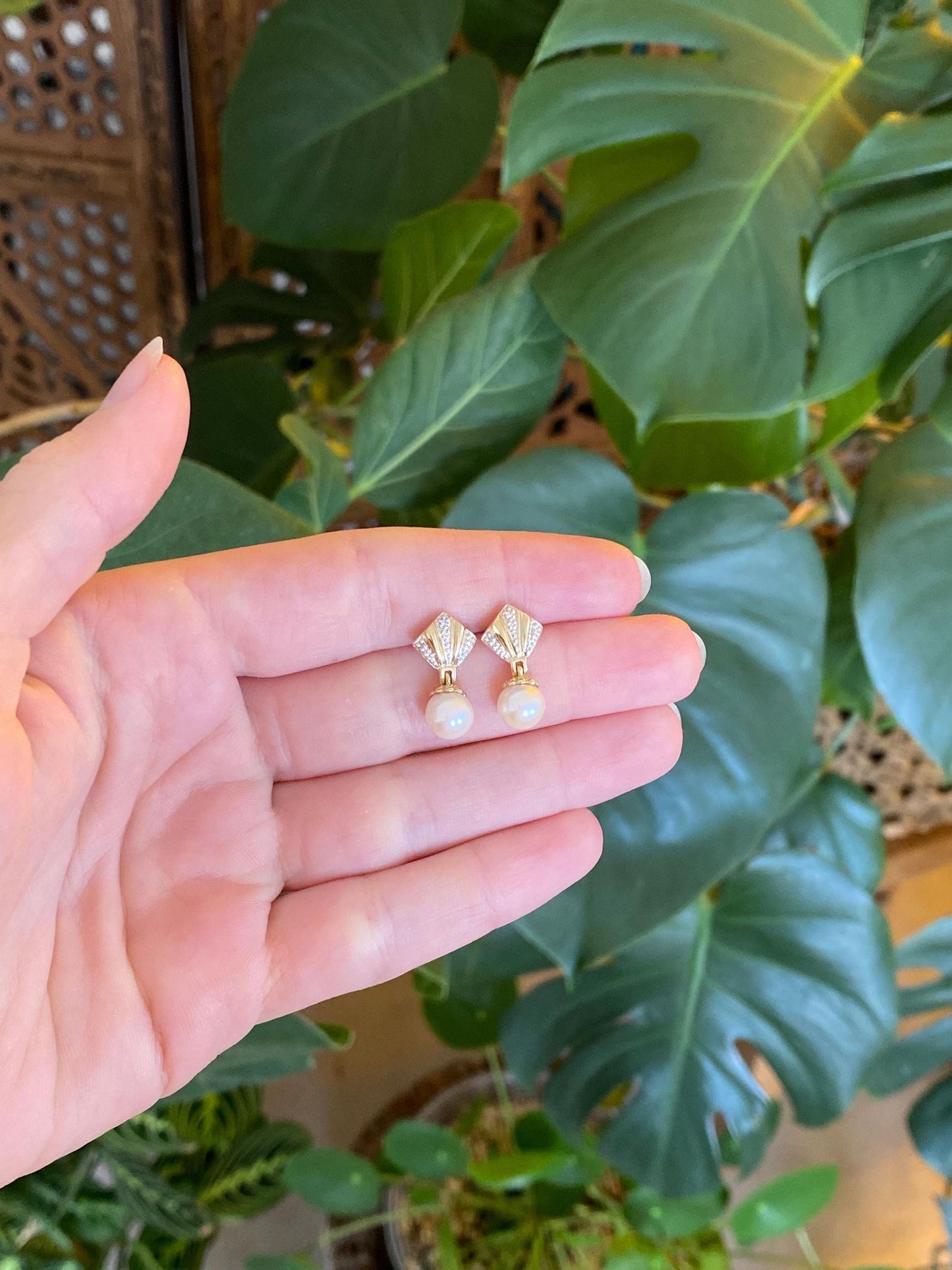 Vintage Solid 14k White & Yellow Gold Diamond Pearl Dangle Stud Earrings