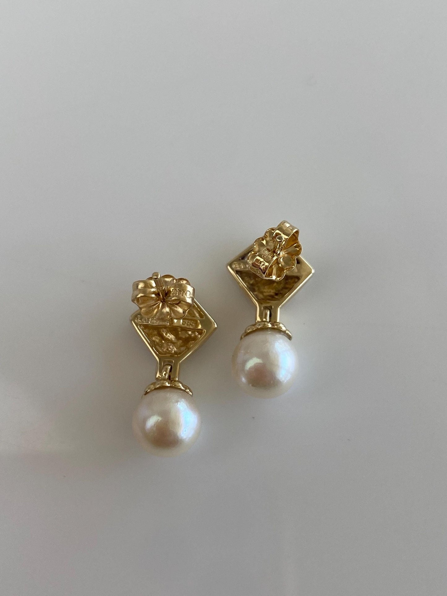 Vintage Solid 14k White & Yellow Gold Diamond Pearl Dangle Stud Earrings