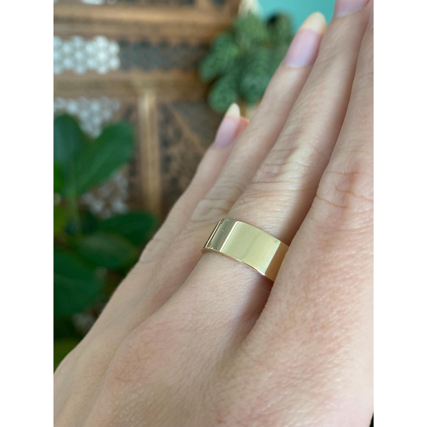 Vintage Solid 14k Yellow Gold Wide Ring Band - Size 7.75