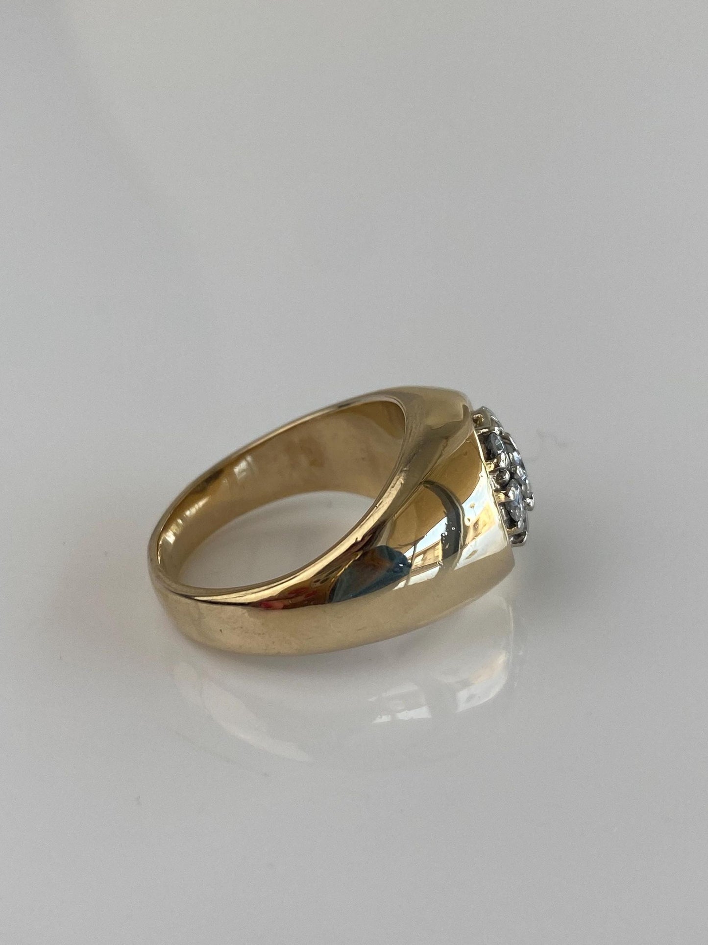 Vintage Solid 14k Yellow Gold Diamond Cluster Flower Signet Ring - Size 8.75
