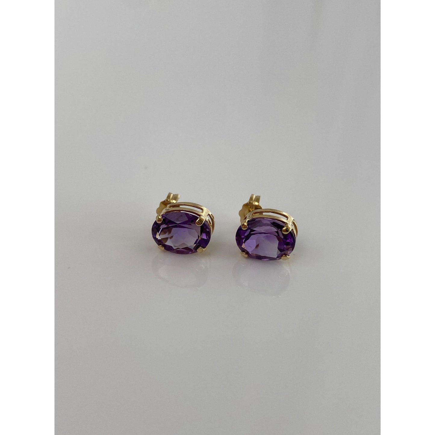 Vintage Solid 14k Yellow Gold Amethyst Stud Earrings