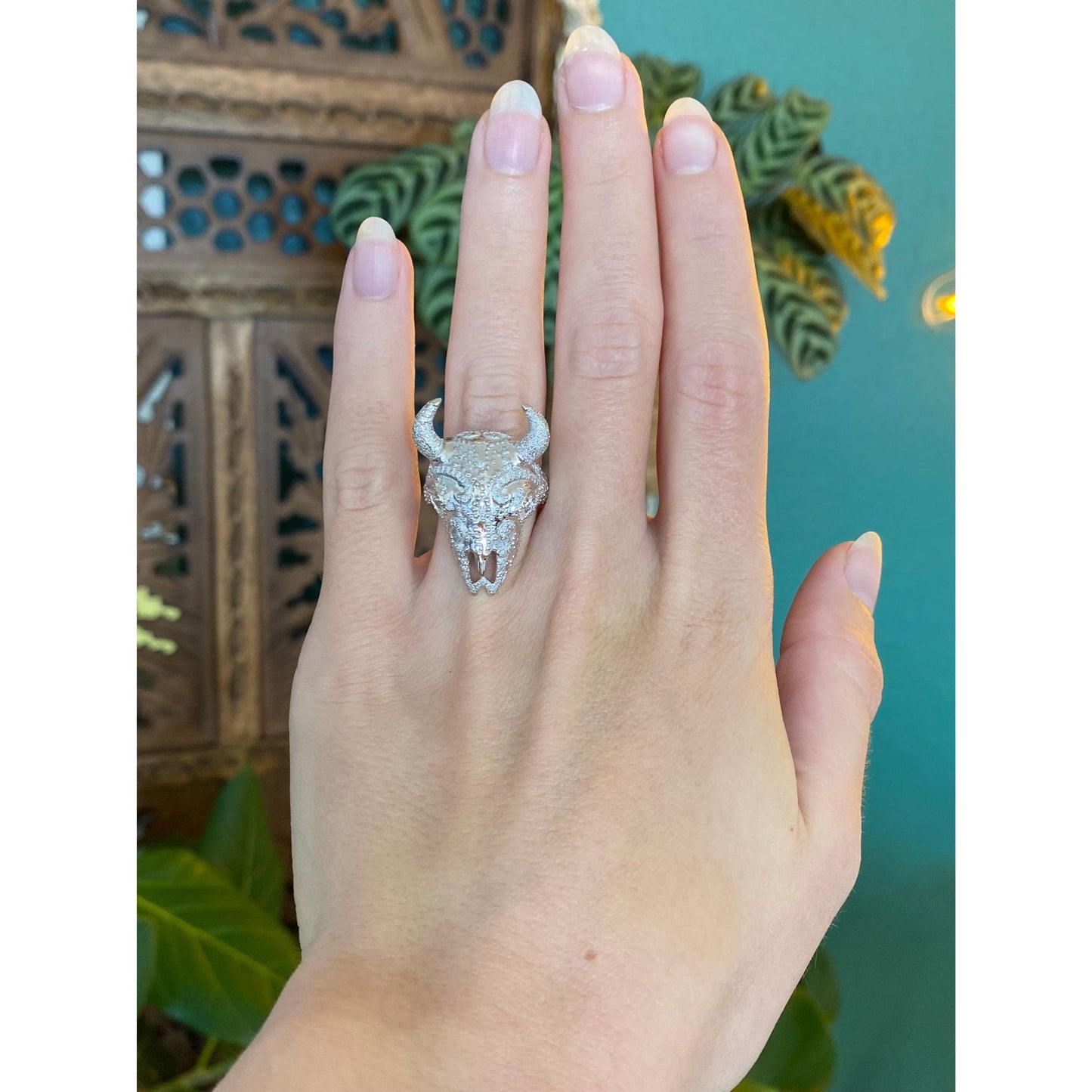 Vintage Solid 14k White Gold Diamond Cow Skull Ring - Size 5.25