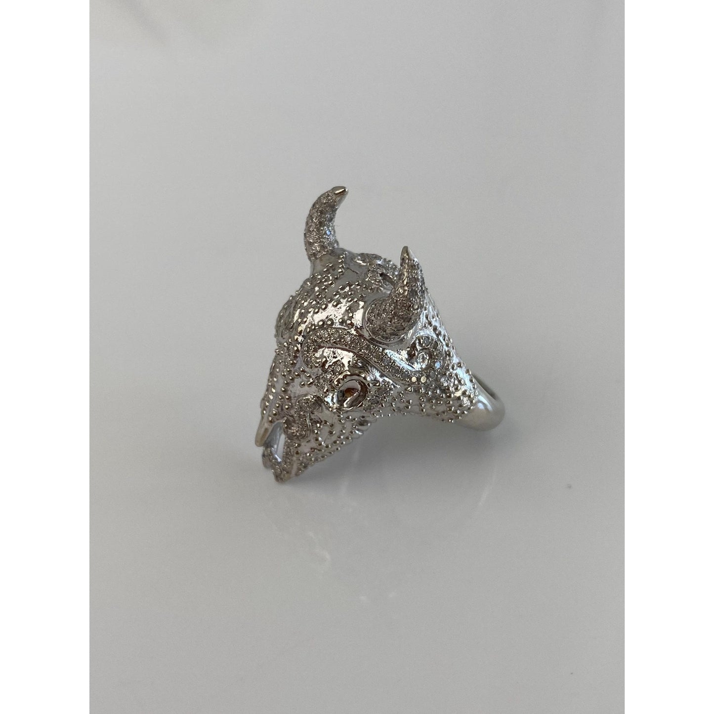 Vintage Solid 14k White Gold Diamond Cow Skull Ring - Size 5.25
