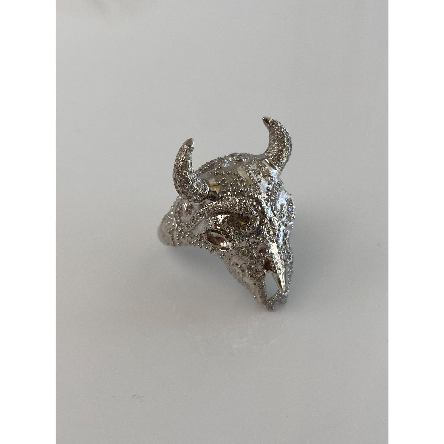 Vintage Solid 14k White Gold Diamond Cow Skull Ring - Size 5.25