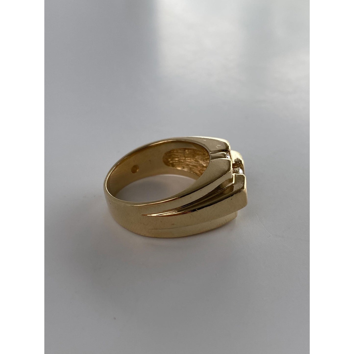 Vintage Solid 14k Yellow Gold Diamond Stepped Ring - Size 7.25