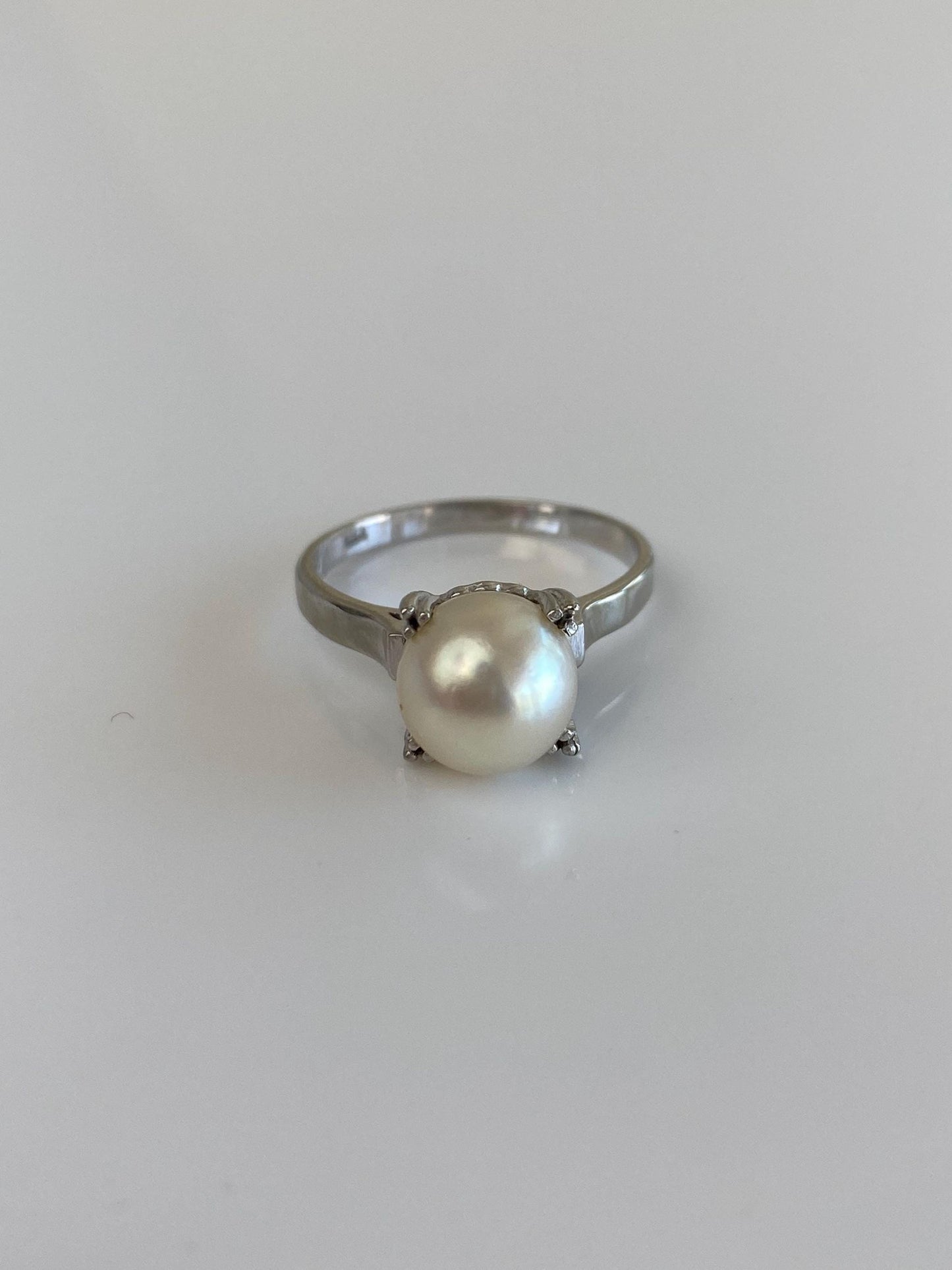 Vintage Solid 14k White Gold Pearl Ring - Size 6.25