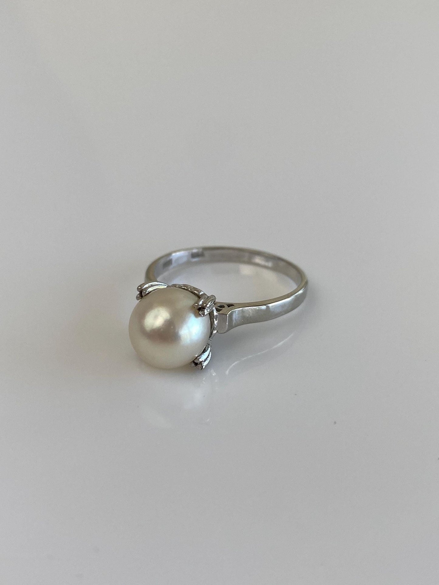Vintage Solid 14k White Gold Pearl Ring - Size 6.25
