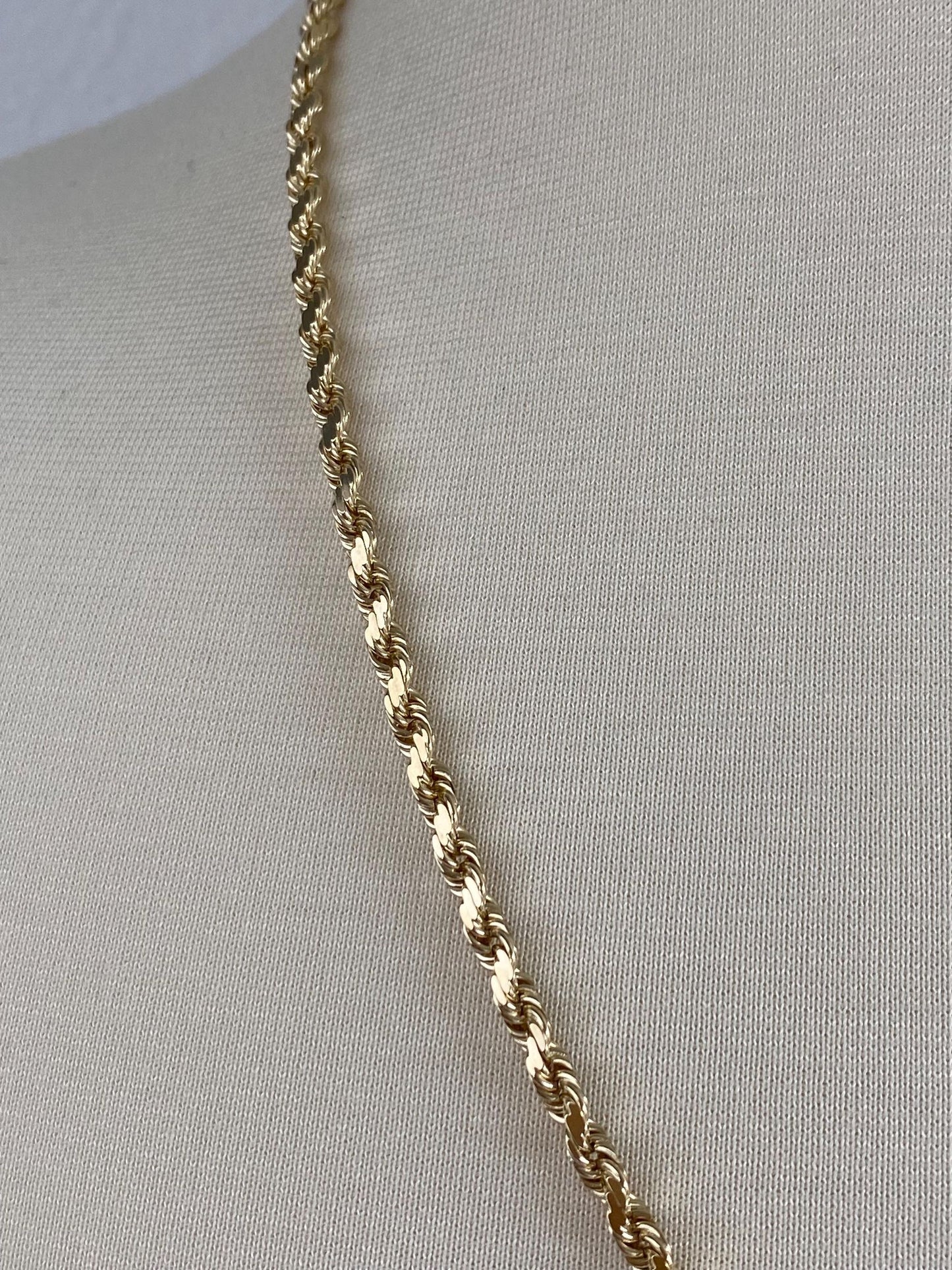 Vintage Solid 14k Yellow Gold Long Diamond Cut Rope Chain Necklace - 24.25 inches