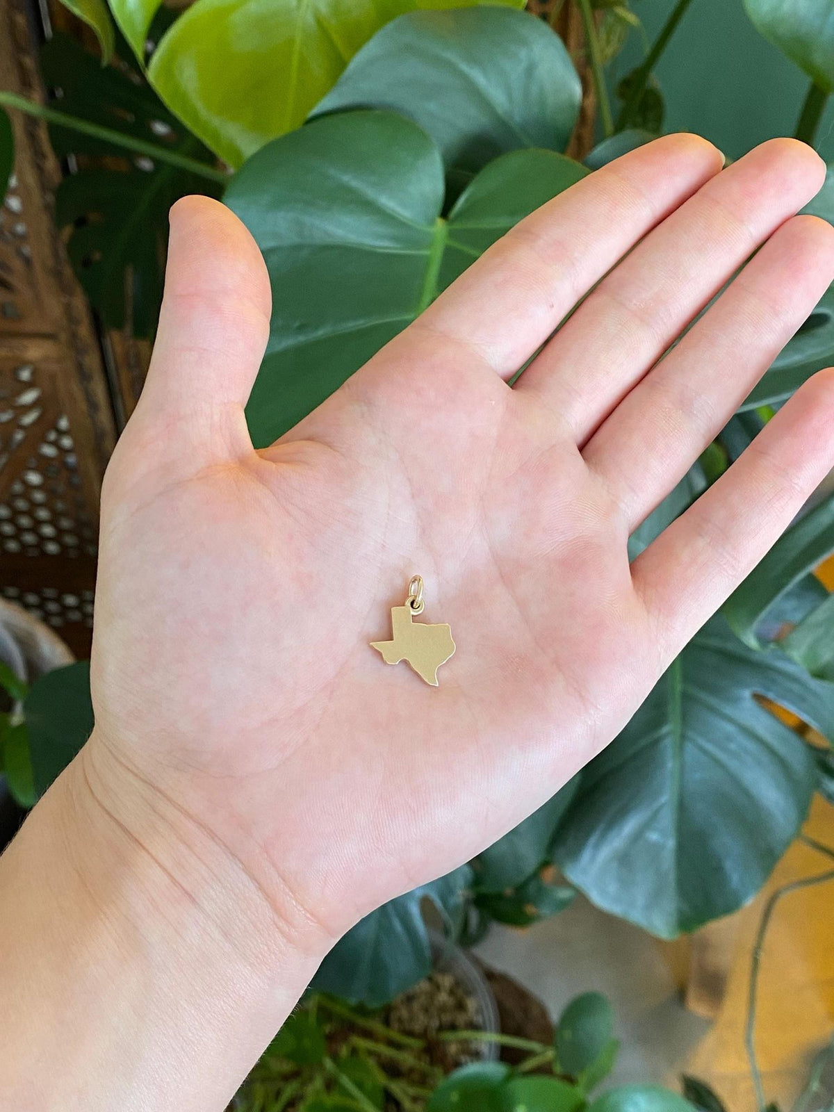 Vintage Solid 14k Yellow Gold Texas Charm