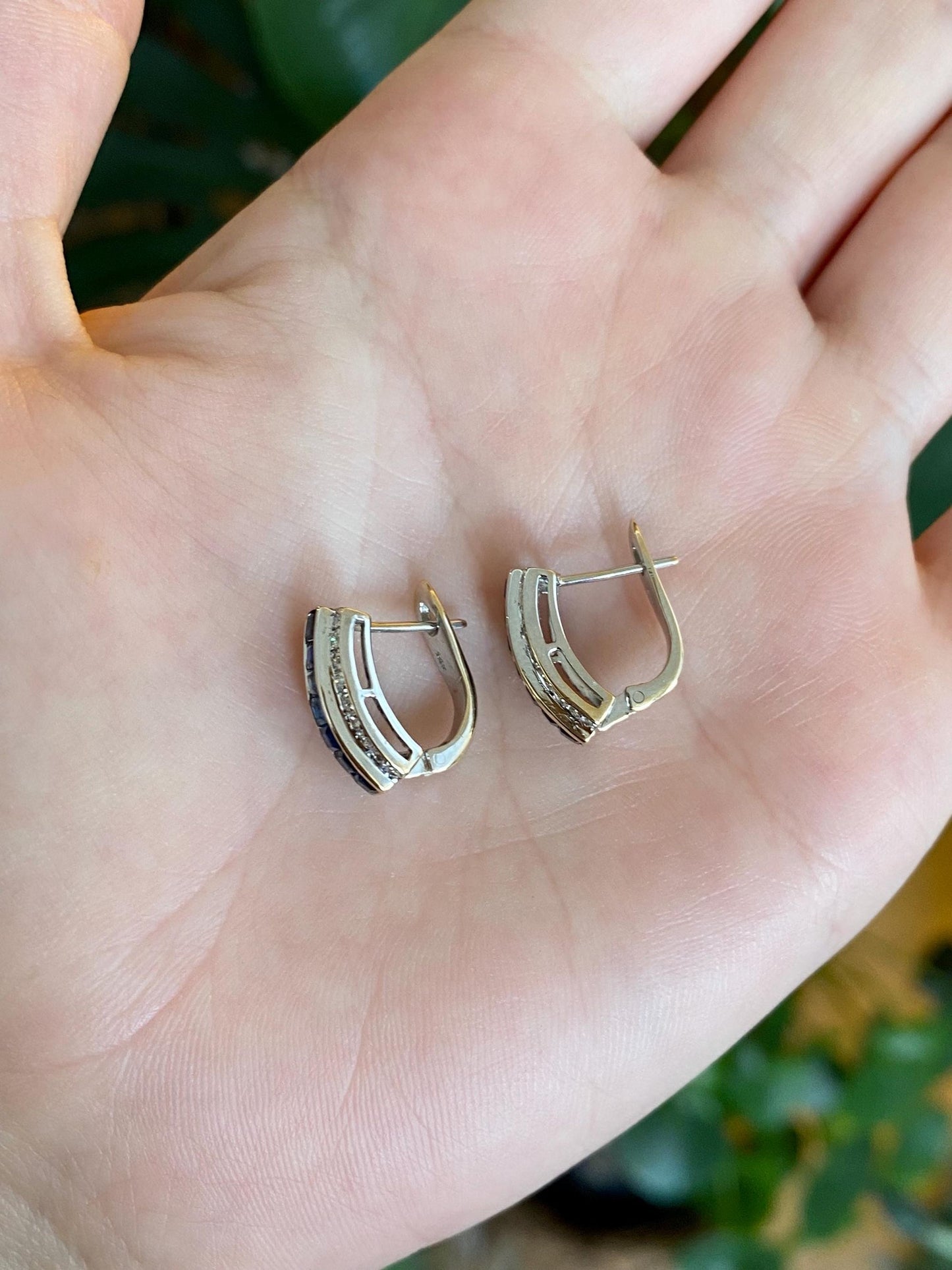 Vintage Solid 14k White Gold Diamonds Blue Sapphire Drop Earrings