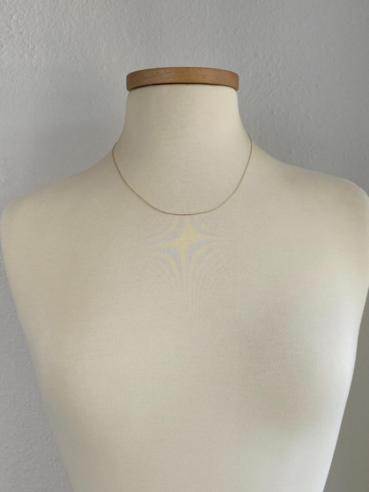 Vintage Solid 10k Yellow Gold Dainty Chain Necklace - 19.25 inches