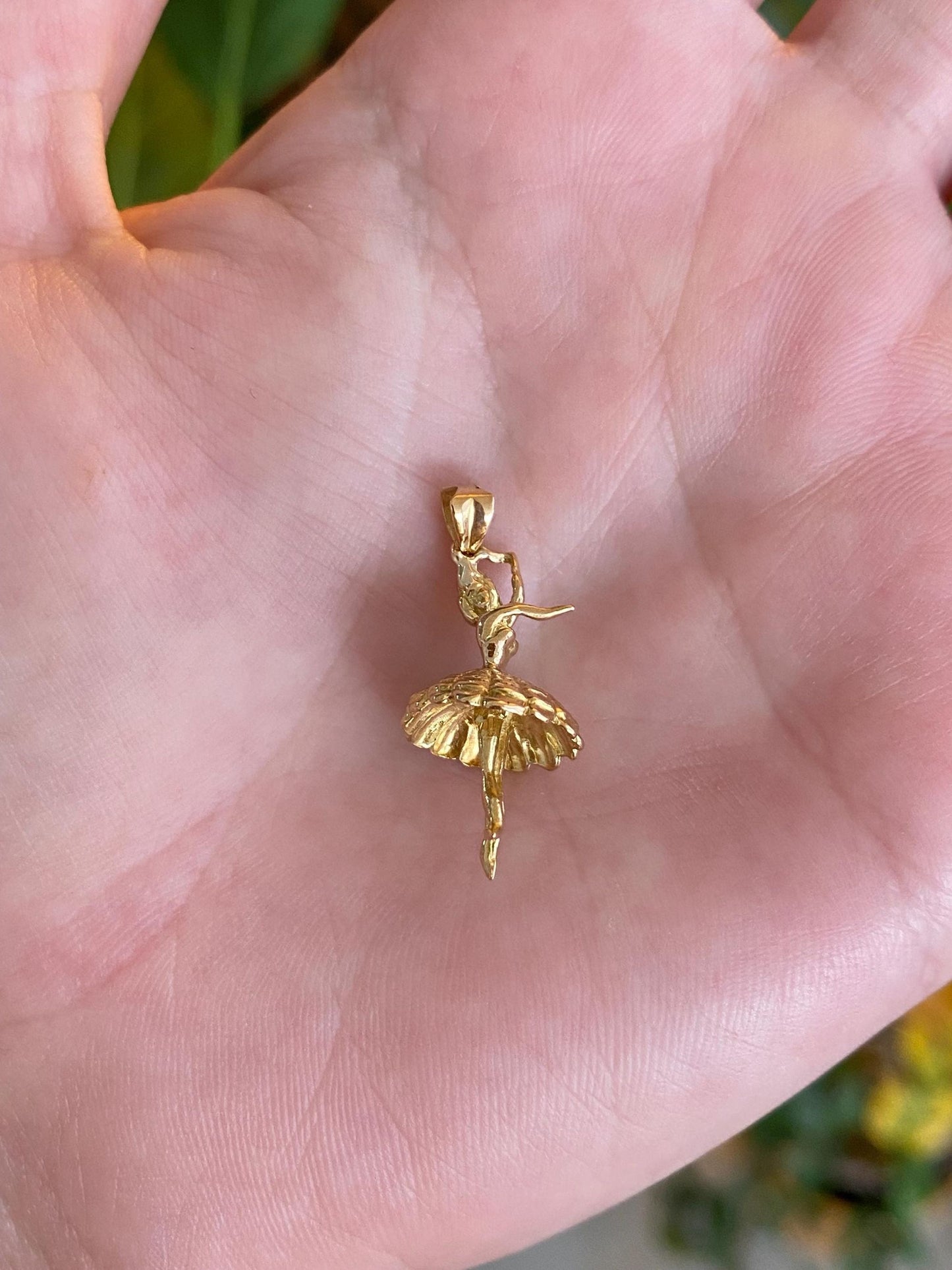 Vintage Solid 18k Yellow Gold Ballerina Charm