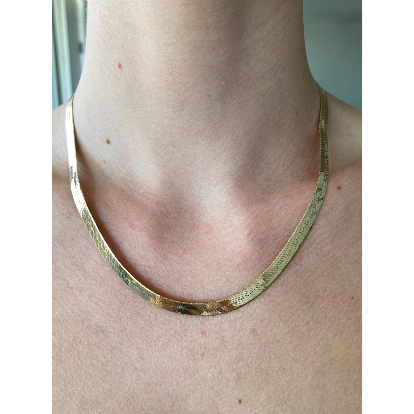 Vintage Solid 14k Yellow Gold Chunky Herringbone Chain Necklace - 18.25 inches