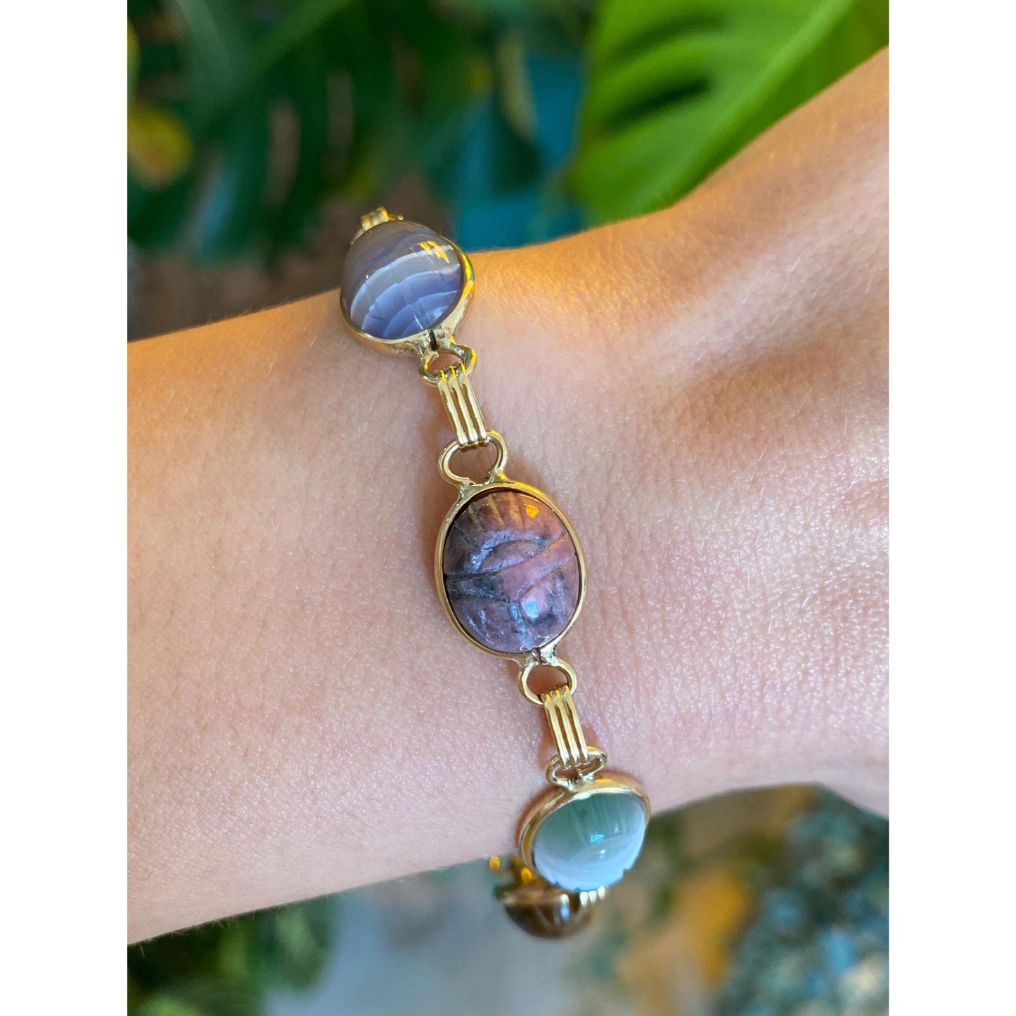 Solid 14k Yellow Gold Carved Tigers Eye Carnelian Agate Rhodolite Scarab Link Bracelet - 7.75 inches