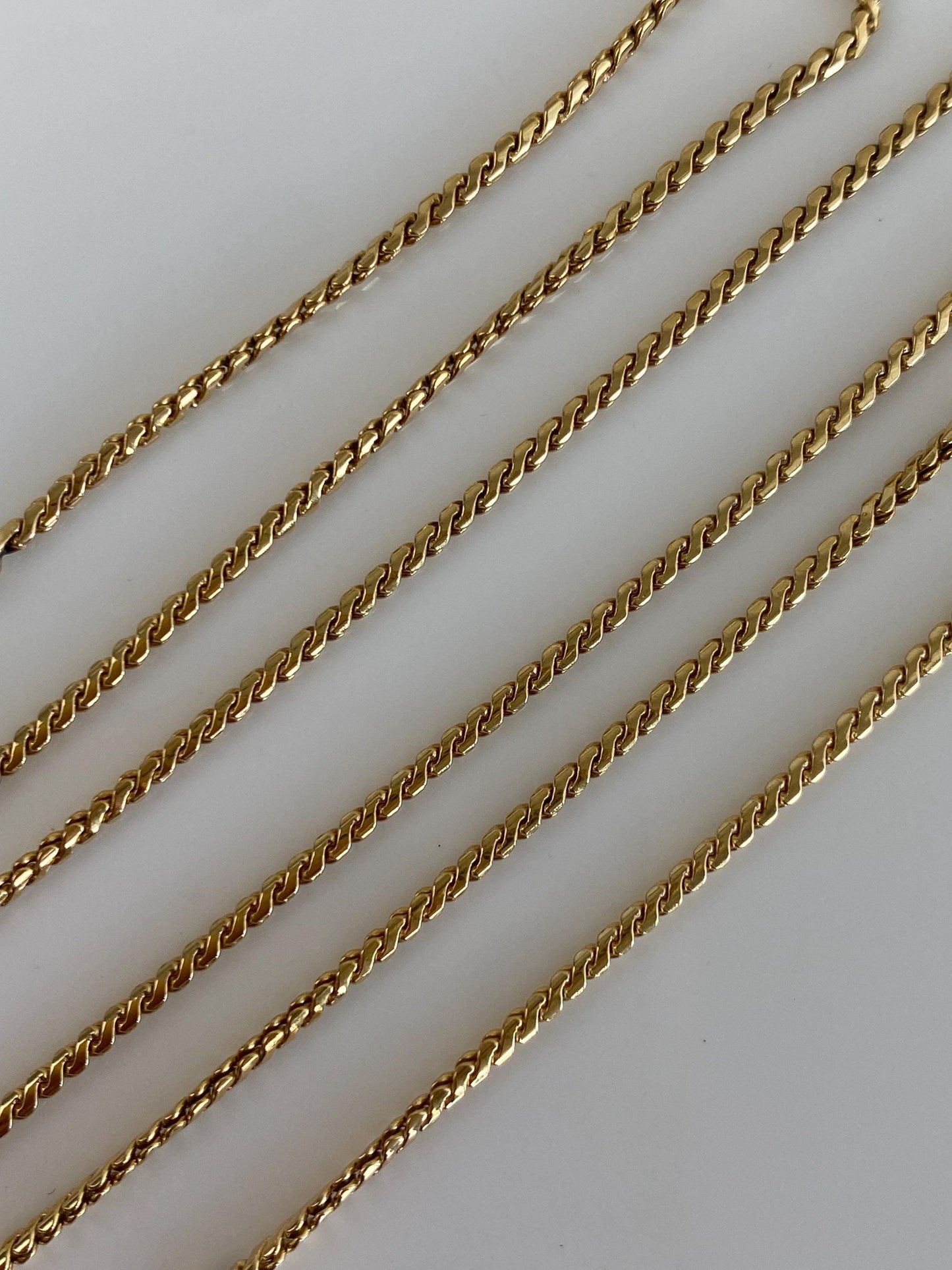 Vintage Solid 18k Yellow Gold Rounded Serpentine Chain Necklace - 20.25 inches