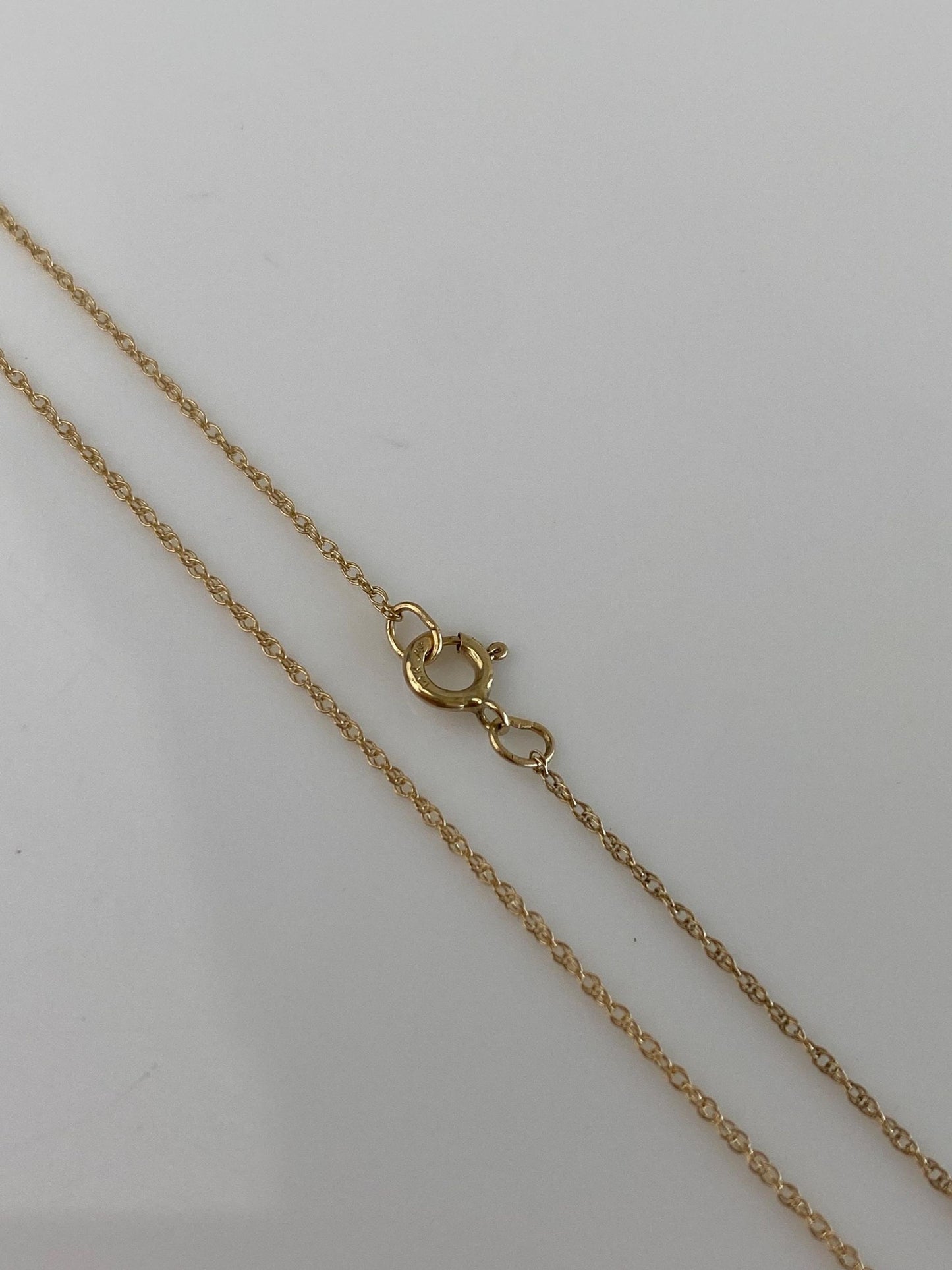Vintage Solid 14k Yellow Gold Dainty Chain Necklace - 22.25 inches