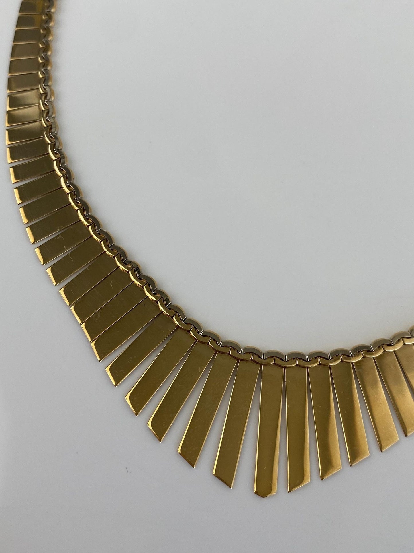 Vintage Solid 14k Yellow Gold Cleopatra Necklace - 16.25 inches