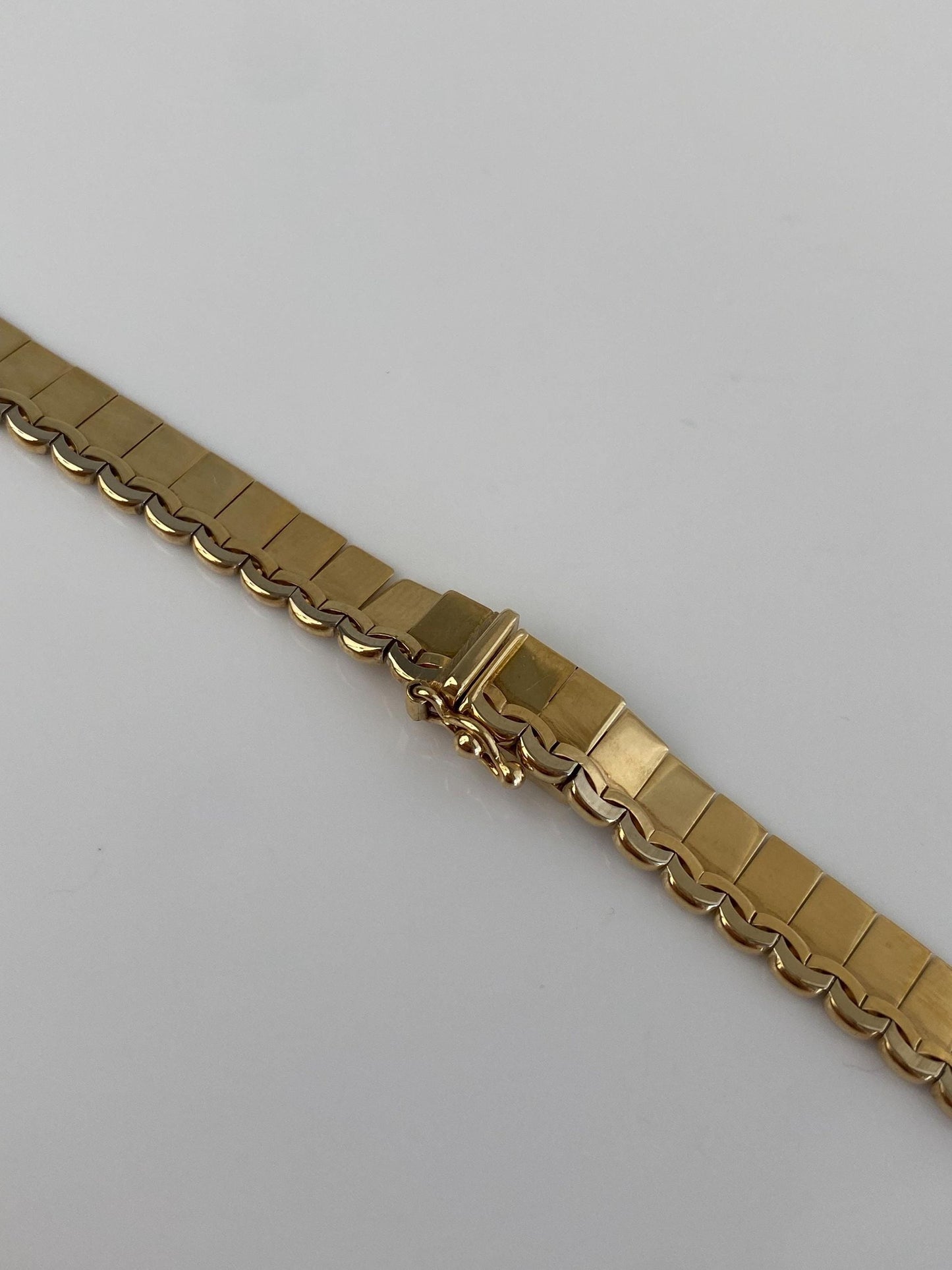 Vintage Solid 14k Yellow Gold Cleopatra Necklace - 16.25 inches