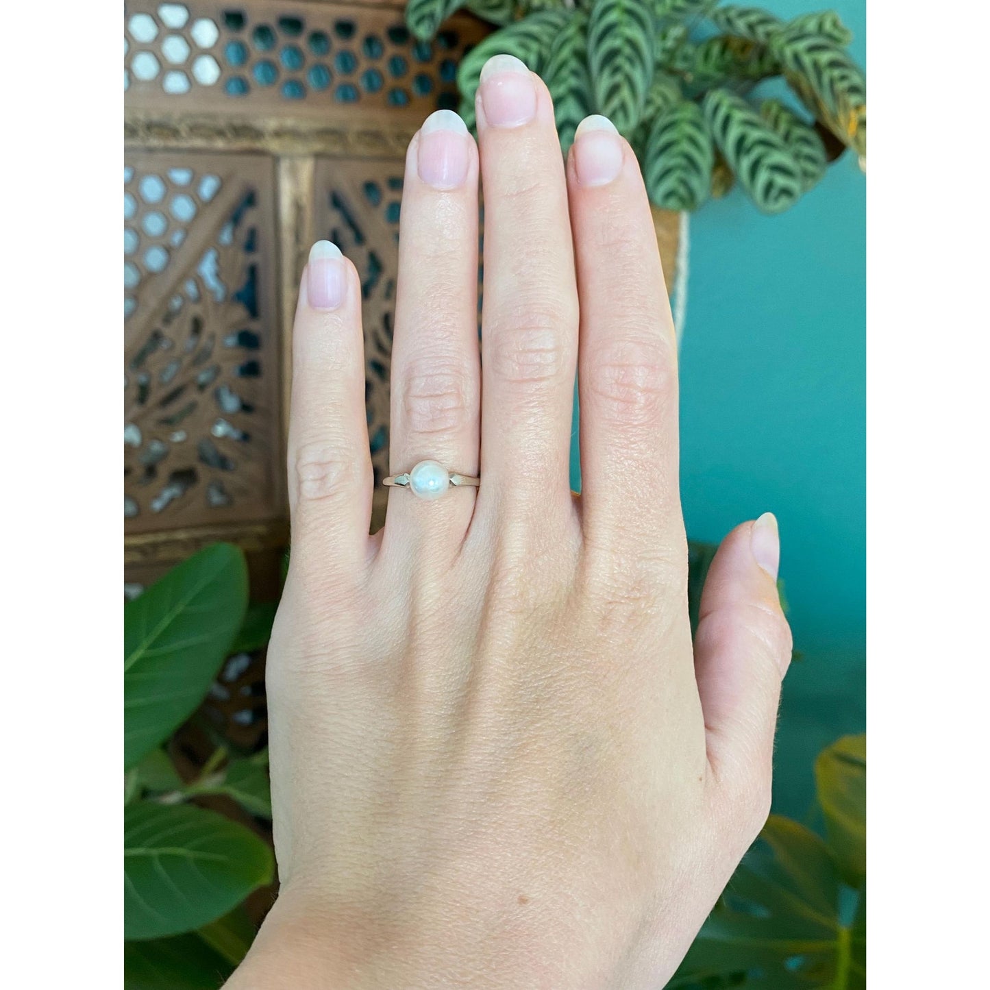 Vintage Solid 14k White Gold Pearl Ring - Size 4.75