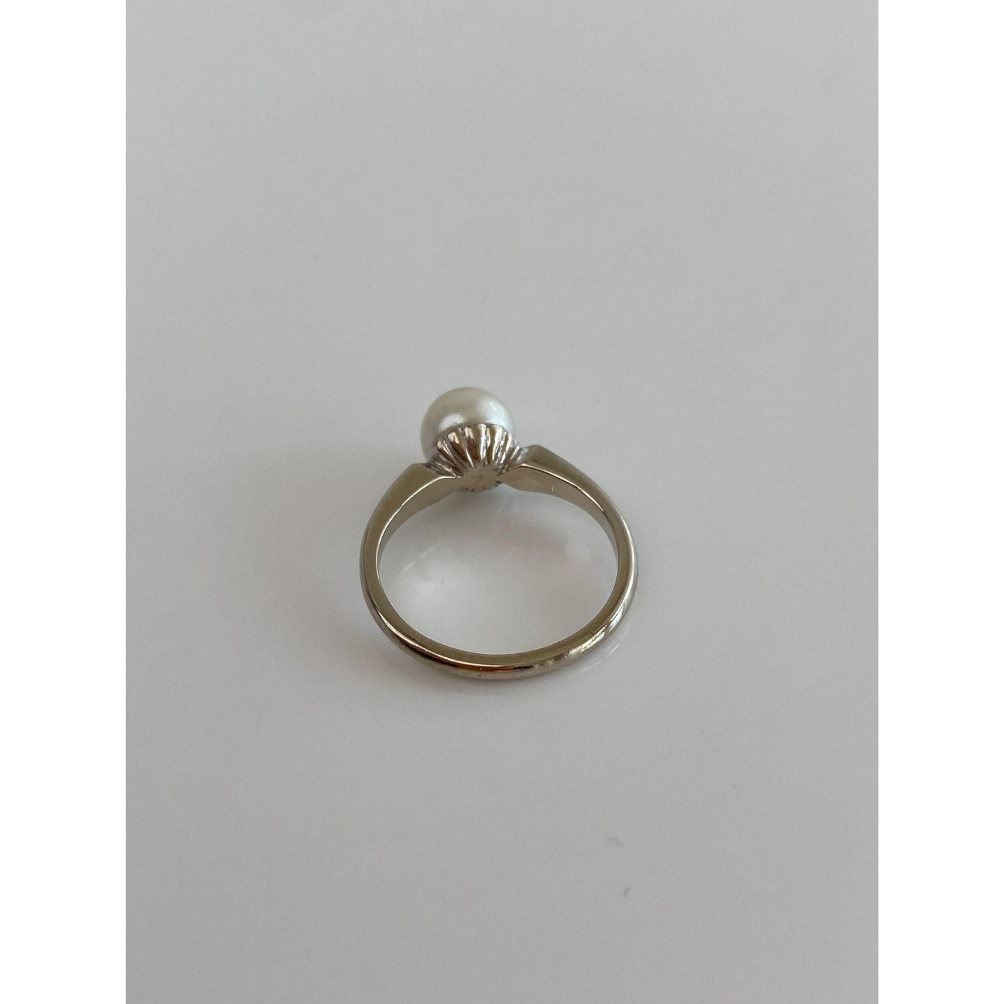 Vintage Solid 14k White Gold Pearl Ring - Size 4.75