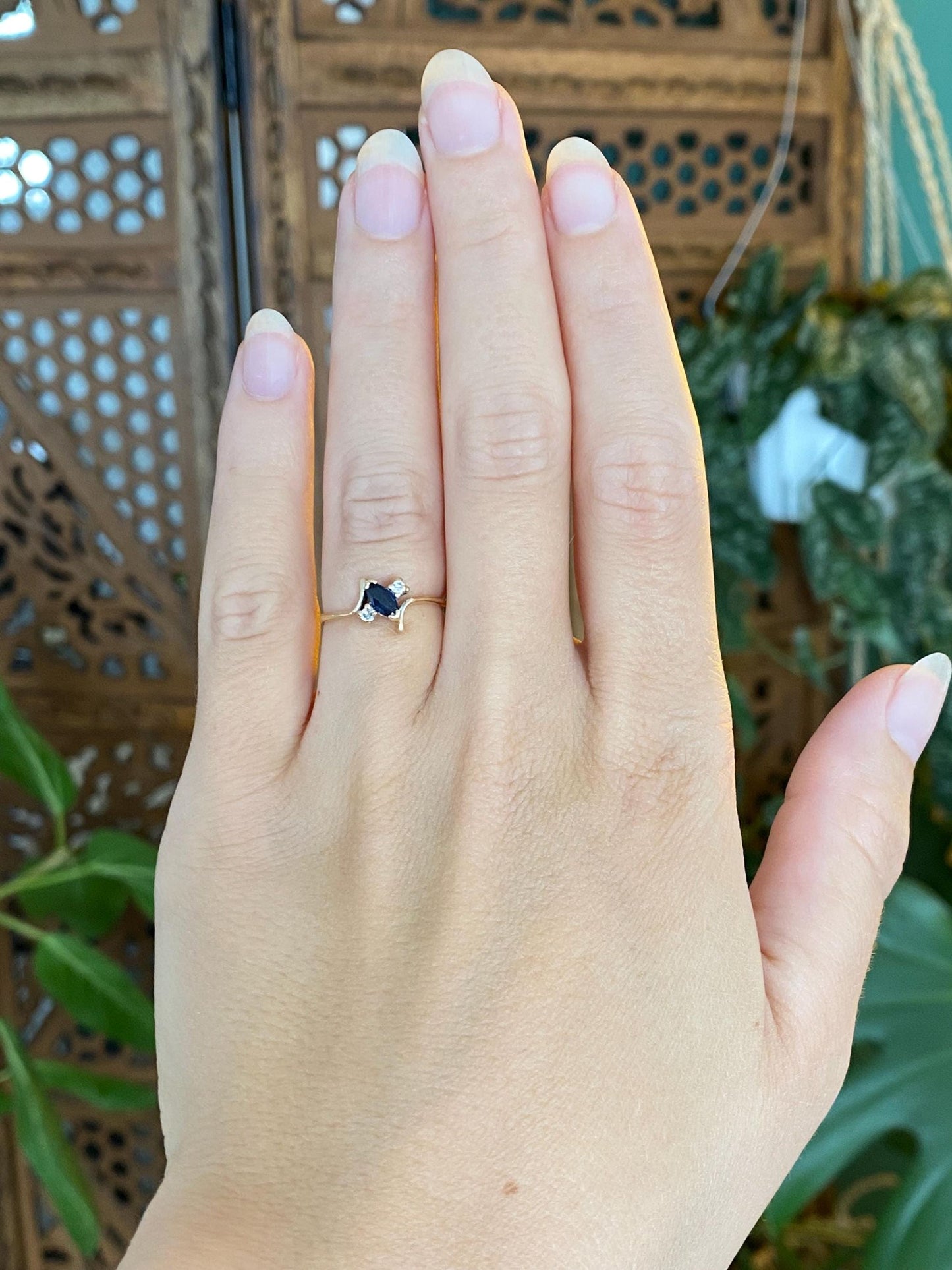Solid 14k White & Yellow Gold Diamond Blue Sapphire Dainty Twist Ring - Size 5