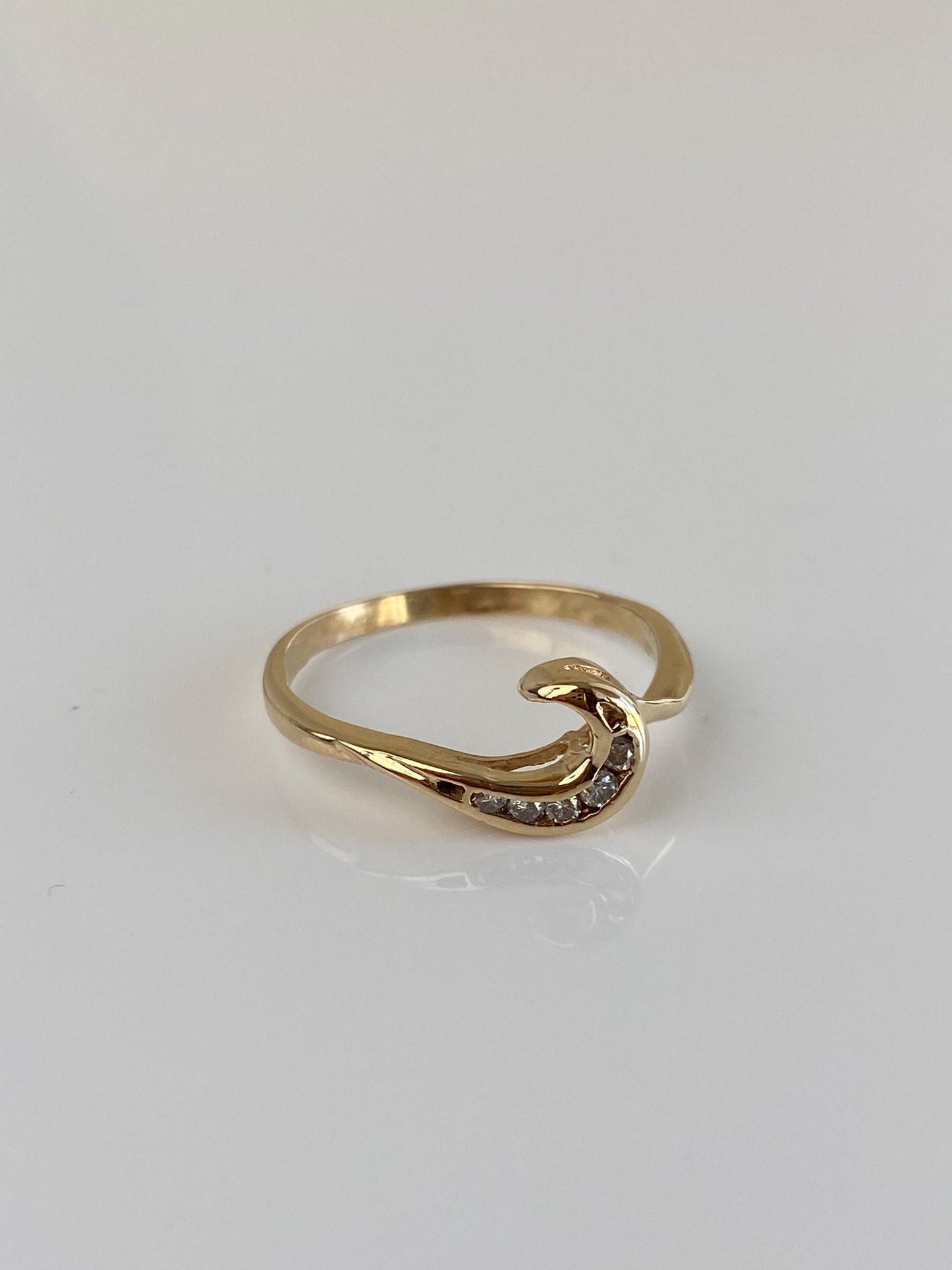 Vintage Solid 14k Yellow Gold Diamond Wave Ring - Size 7.25