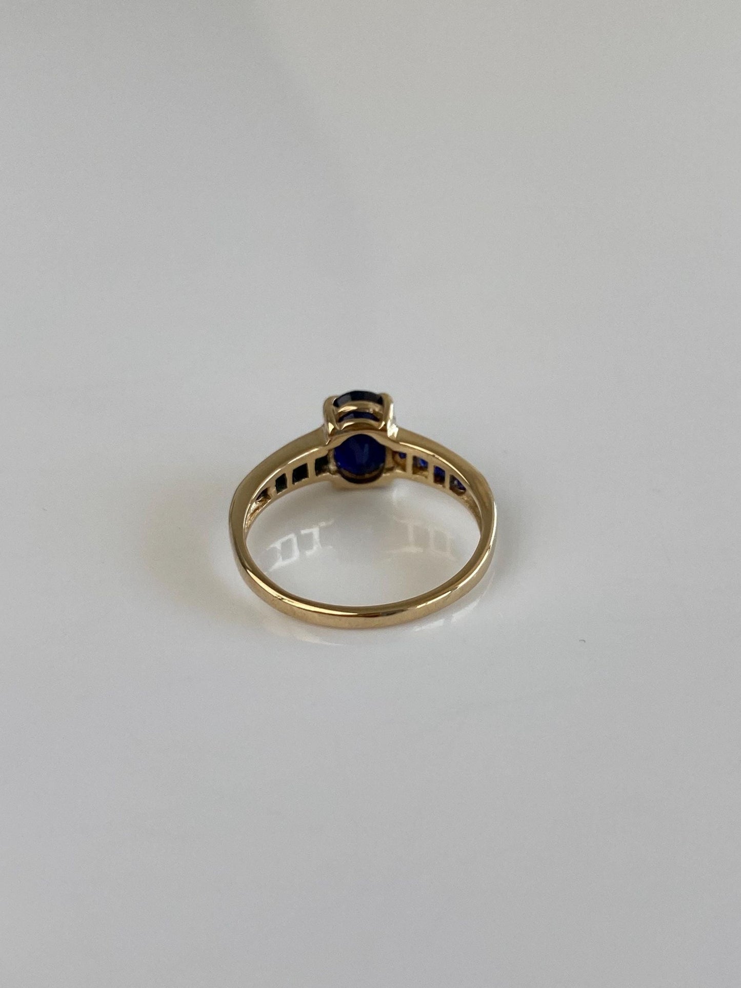 Solid 14k Yellow Gold Blue Sapphires Ring - Size 4.5