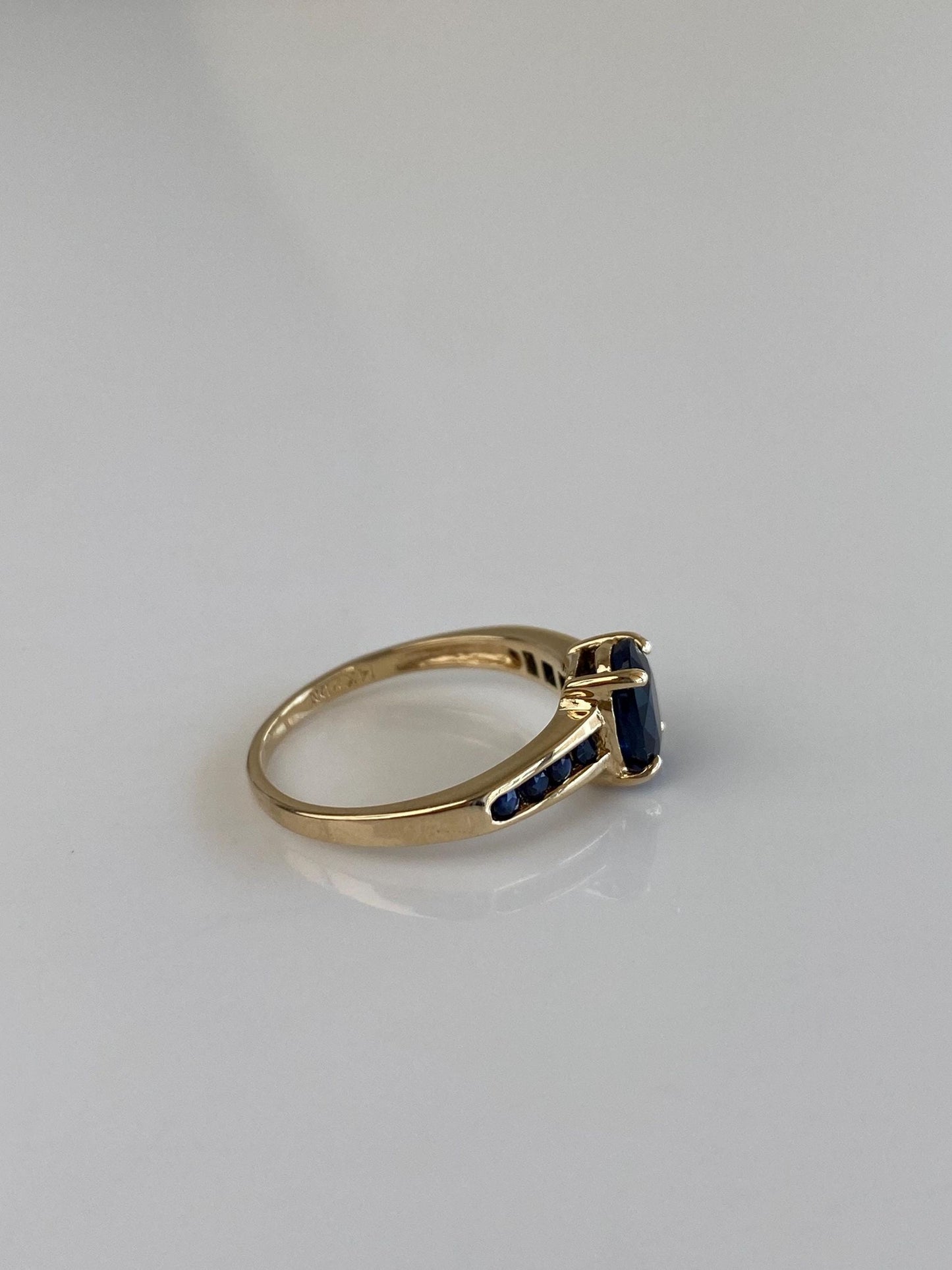 Solid 14k Yellow Gold Blue Sapphires Ring - Size 4.5