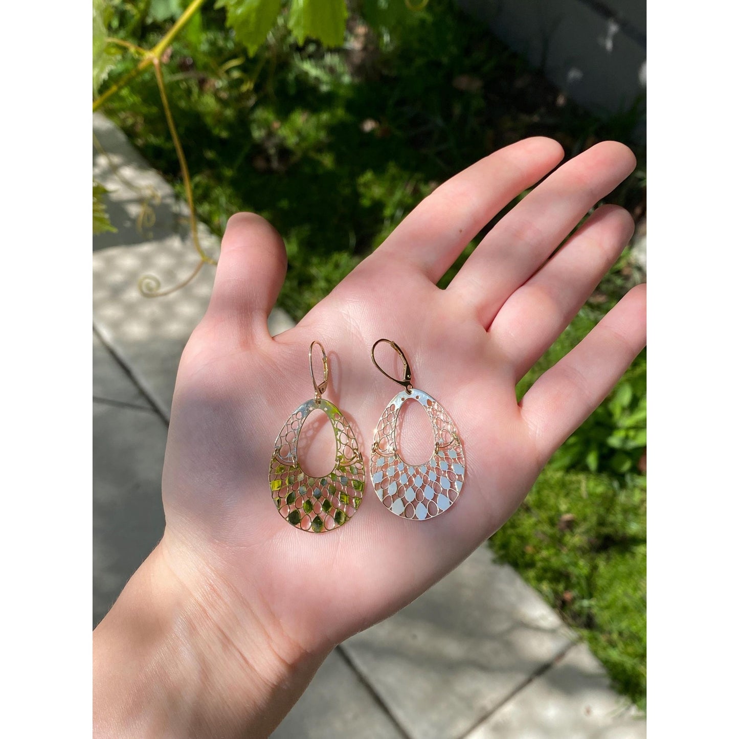 Vintage Solid 14k Yellow Gold Open Work Teardrop Dangle Earrings