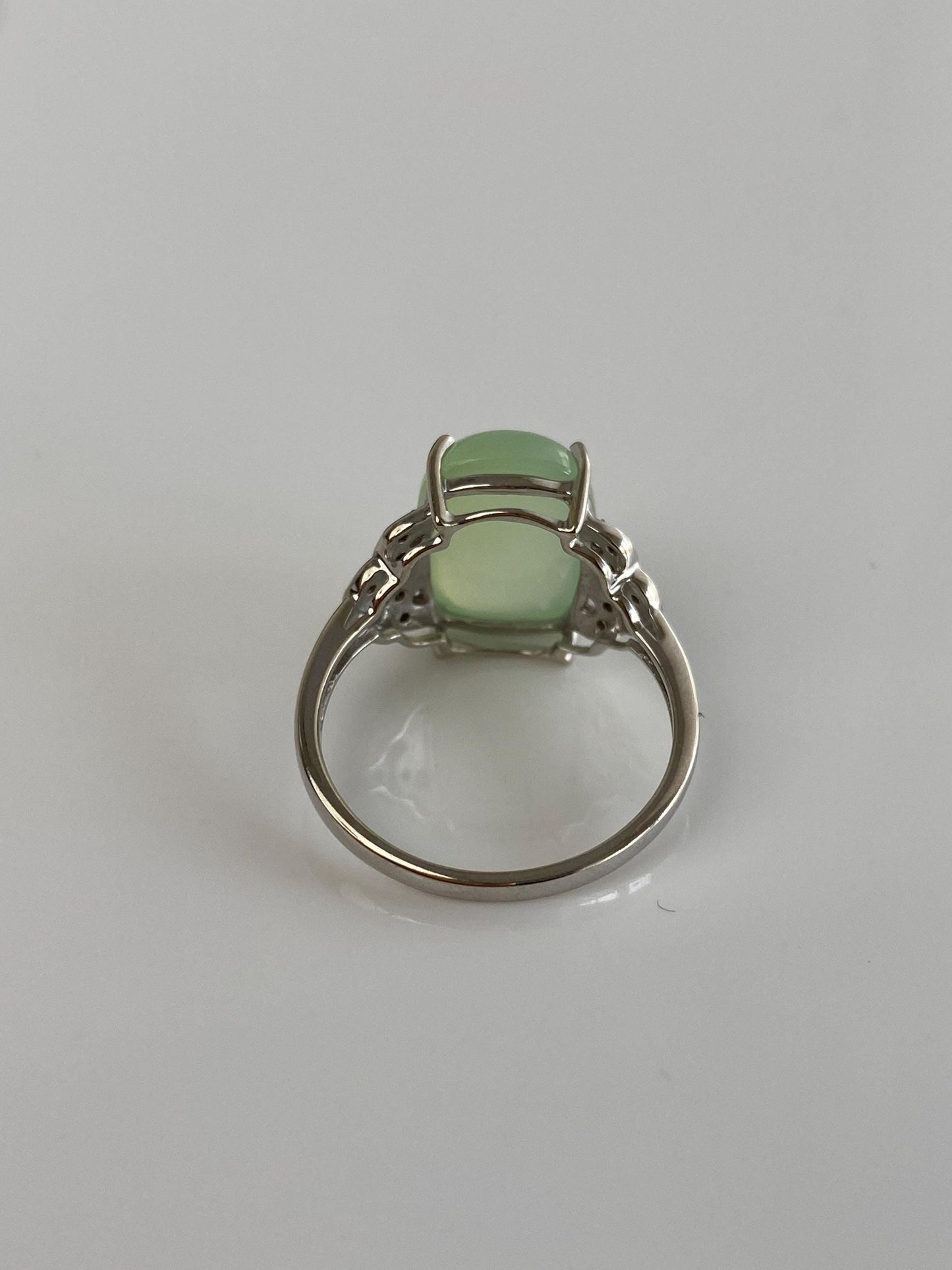 Vintage Solid 10k White Gold Diamond Green Chalcedony Ring - Size 7.75