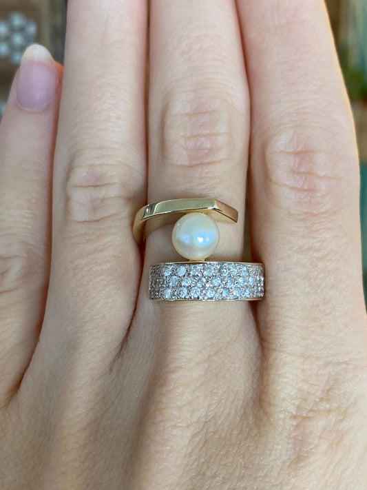 Vintage Solid 14k White & Yellow Gold Clear Cubic Zirconia Pearl Wrap Ring - Size 8