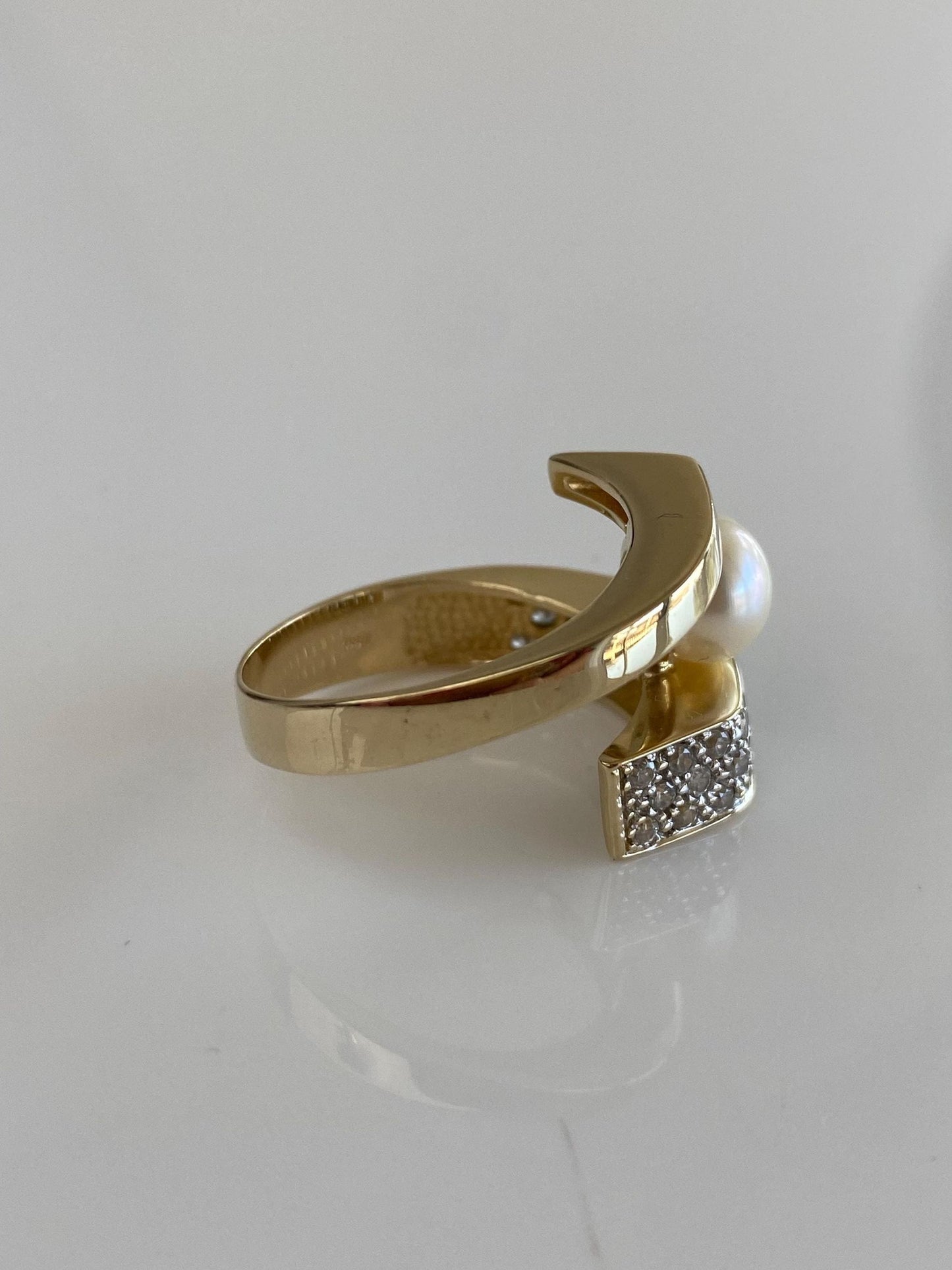 Vintage Solid 14k White & Yellow Gold Clear Cubic Zirconia Pearl Wrap Ring - Size 8