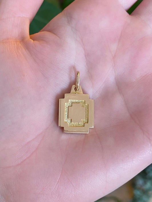 Vintage Solid 14k Yellow Gold Charm