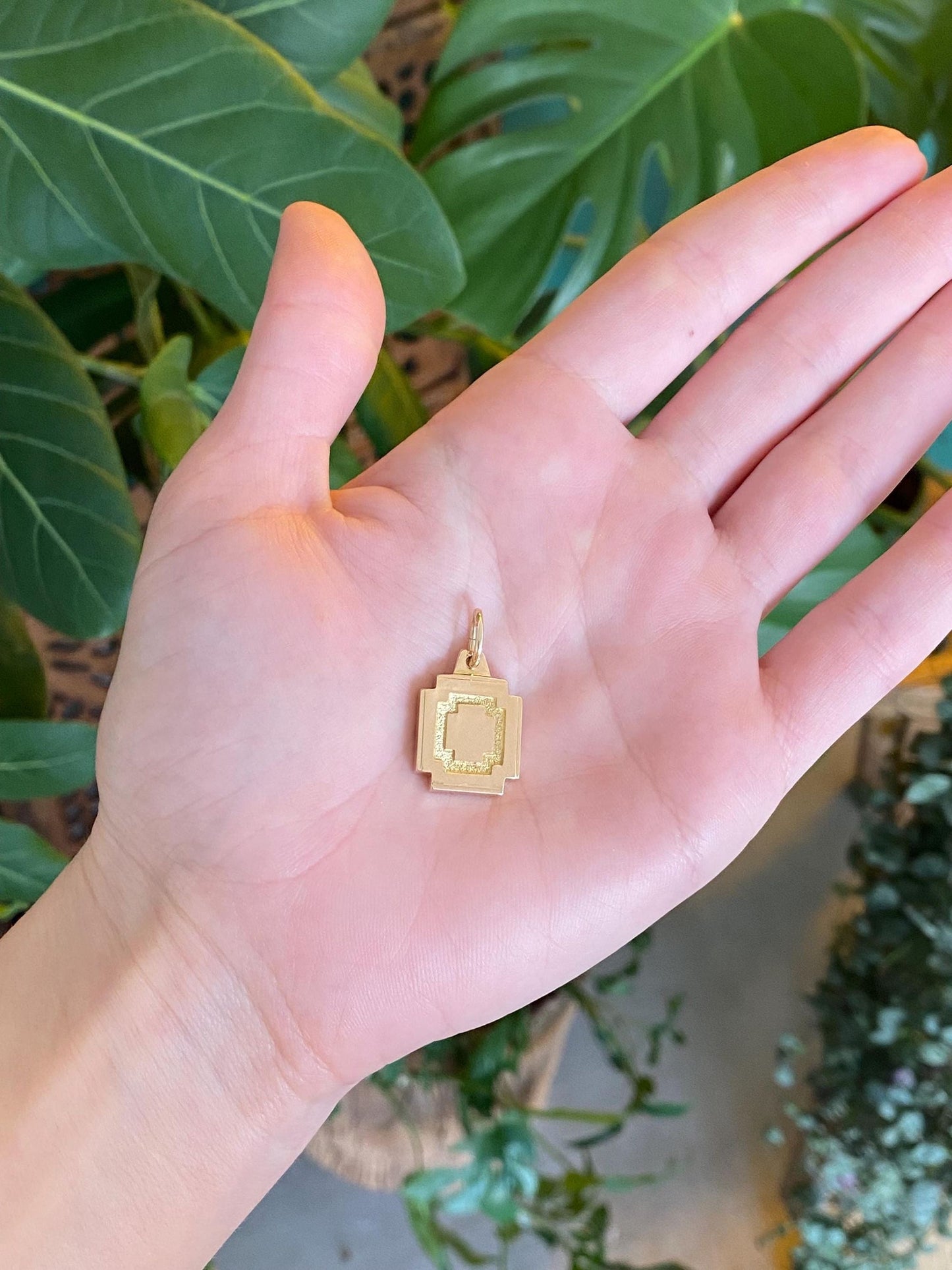 Vintage Solid 14k Yellow Gold Charm